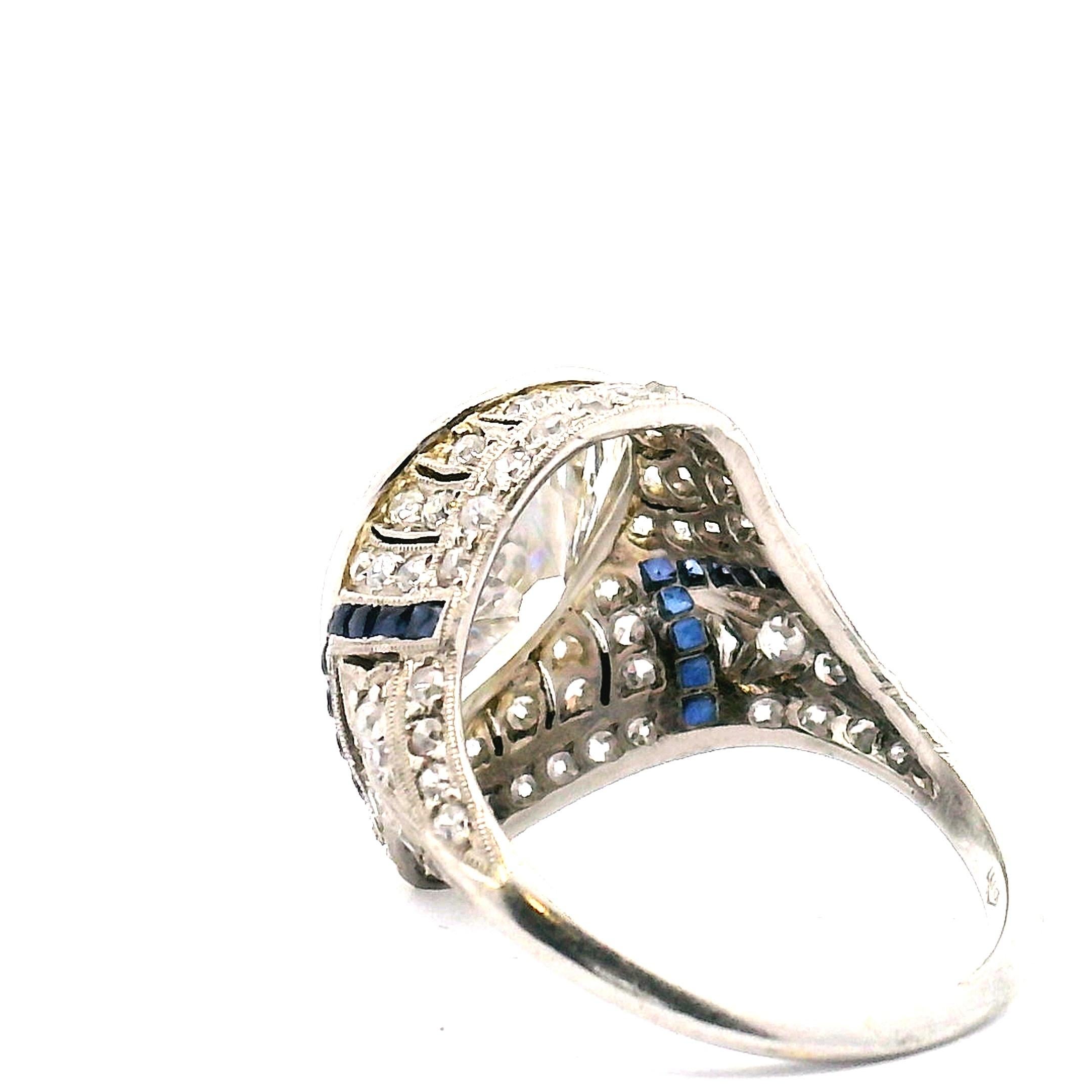 3,96ct. Bague de fiançailles ancienne avec diamant en forme de poire en vente 1