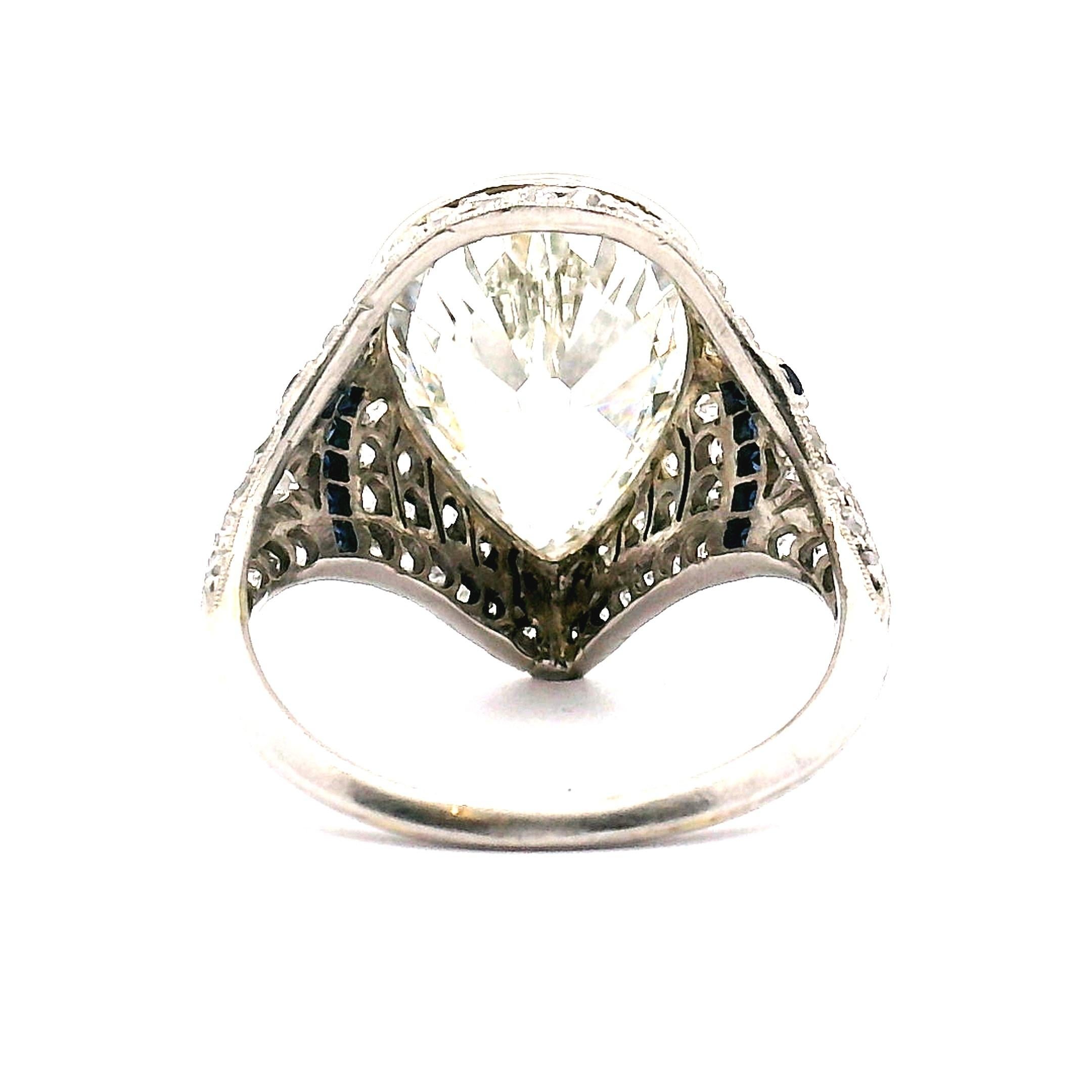 3,96ct. Bague de fiançailles ancienne avec diamant en forme de poire en vente 2