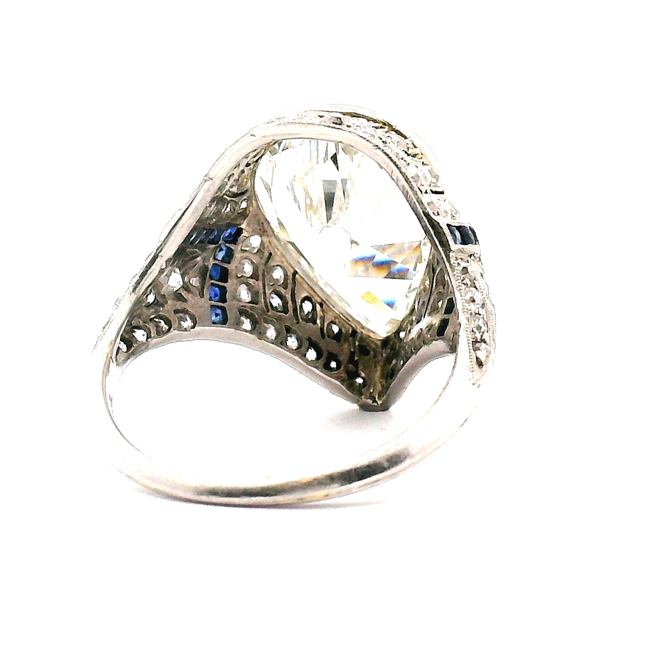 3,96ct. Bague de fiançailles ancienne avec diamant en forme de poire en vente 3