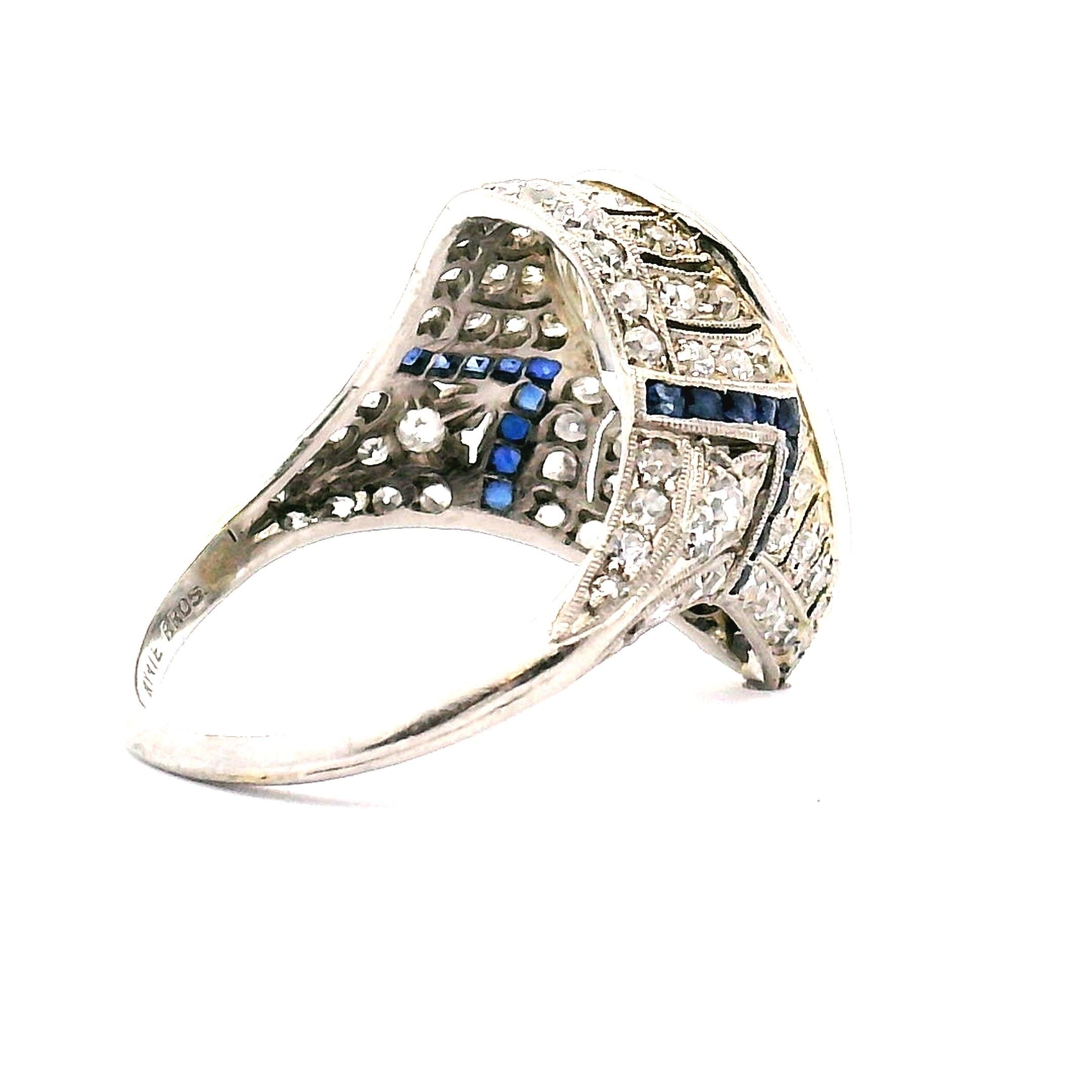 3,96ct. Bague de fiançailles ancienne avec diamant en forme de poire en vente 4