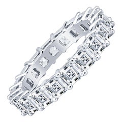 Anneau d'éternité en platine avec diamants taille Asscher de 3,96 carats