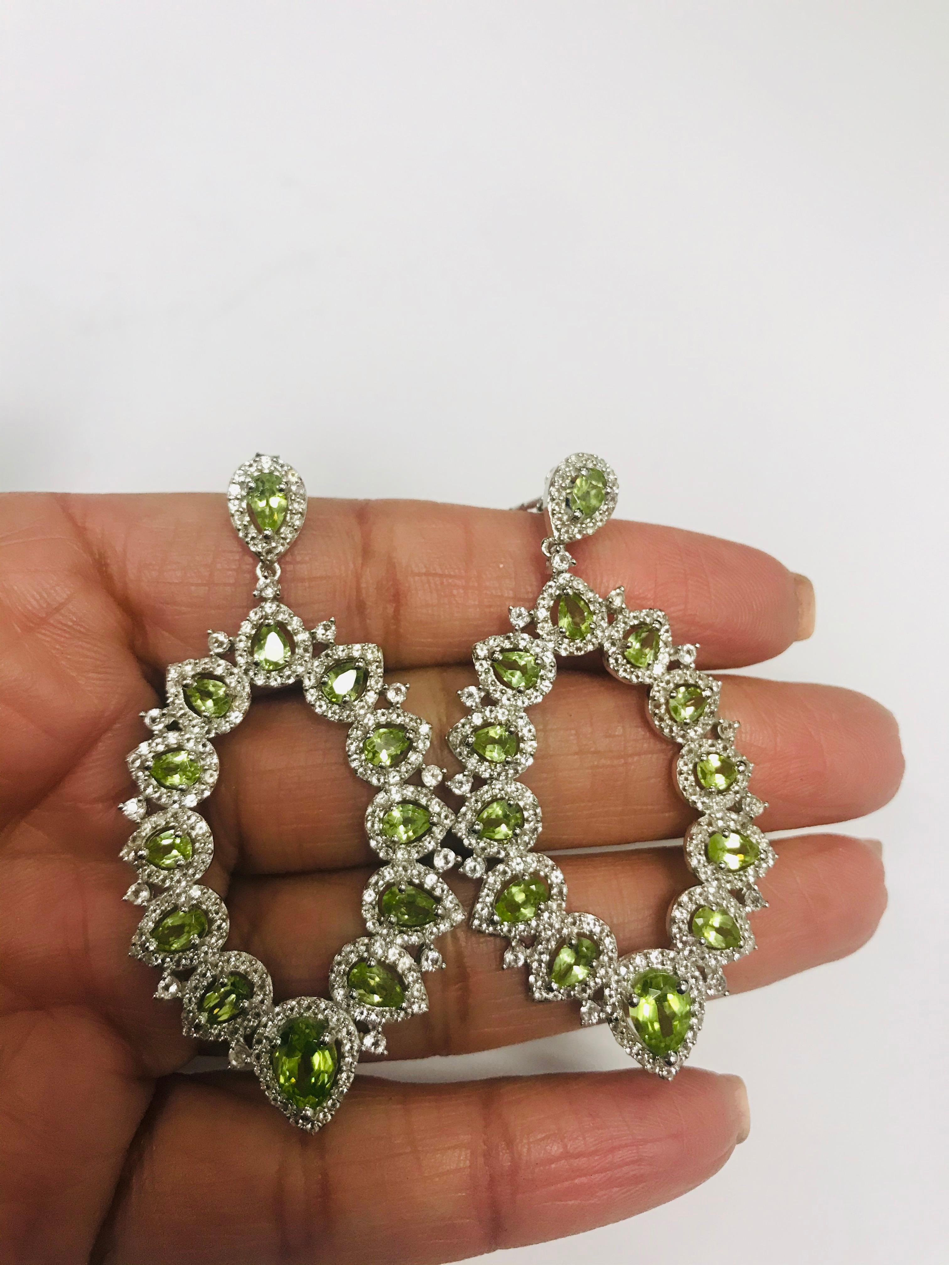 3.97 Carat Peridot White Topaz Silver Earrings In New Condition For Sale In Los Angeles, CA