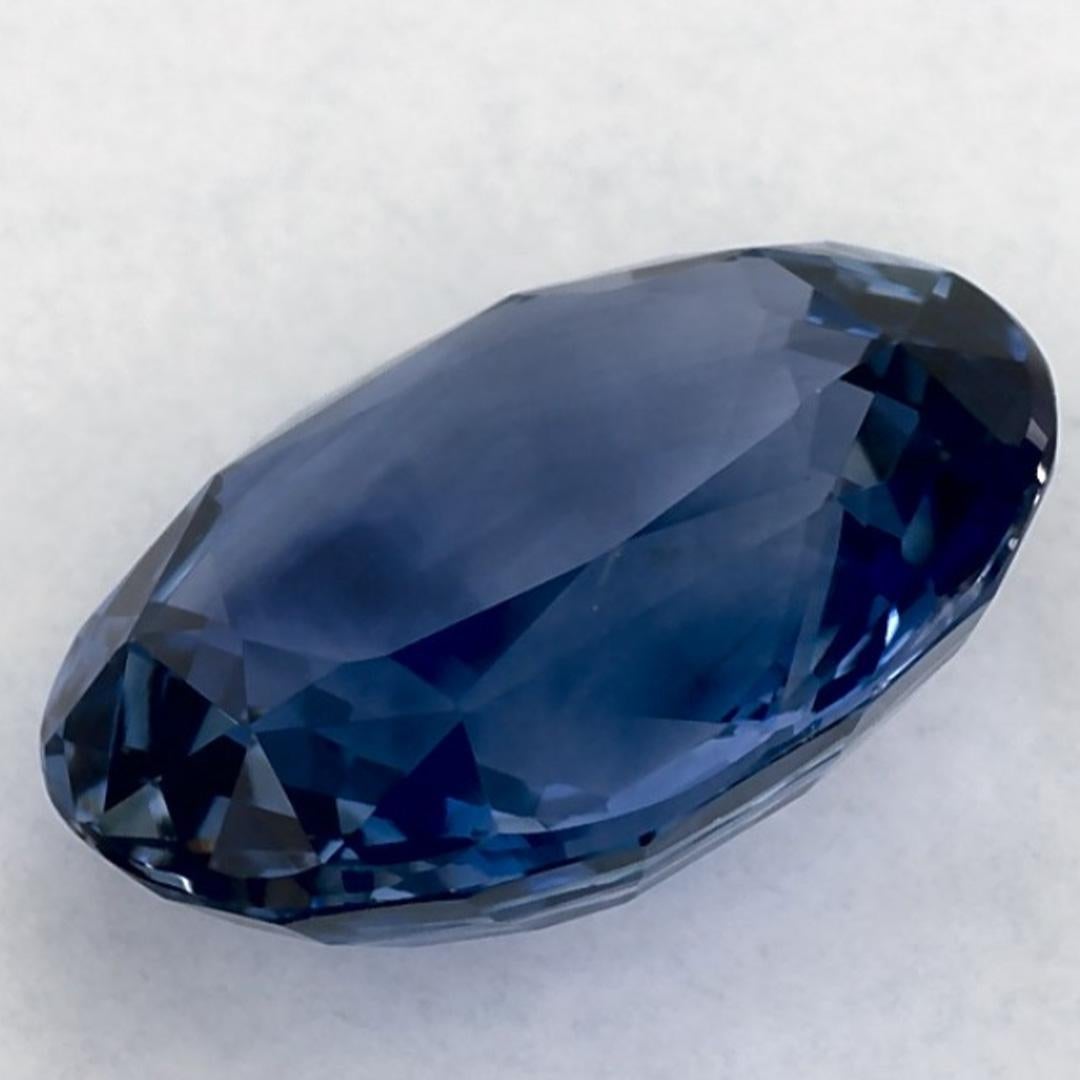 3.97 carati di zaffiro blu ovale sfuso in vendita 3