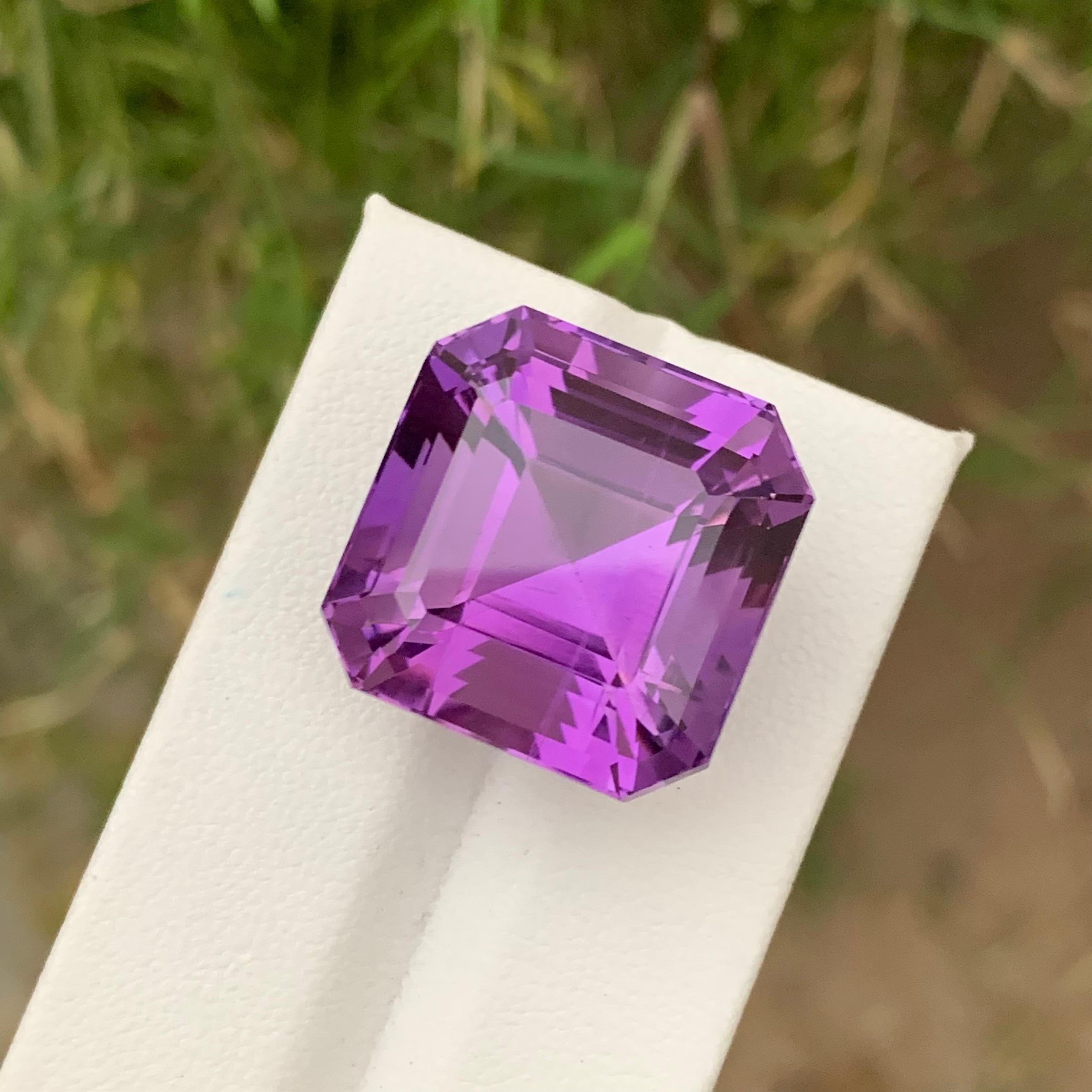 39.70 Carats Natural Earth Mine Loose Amethyst Asscher Cut Gemstone  In New Condition For Sale In Peshawar, PK