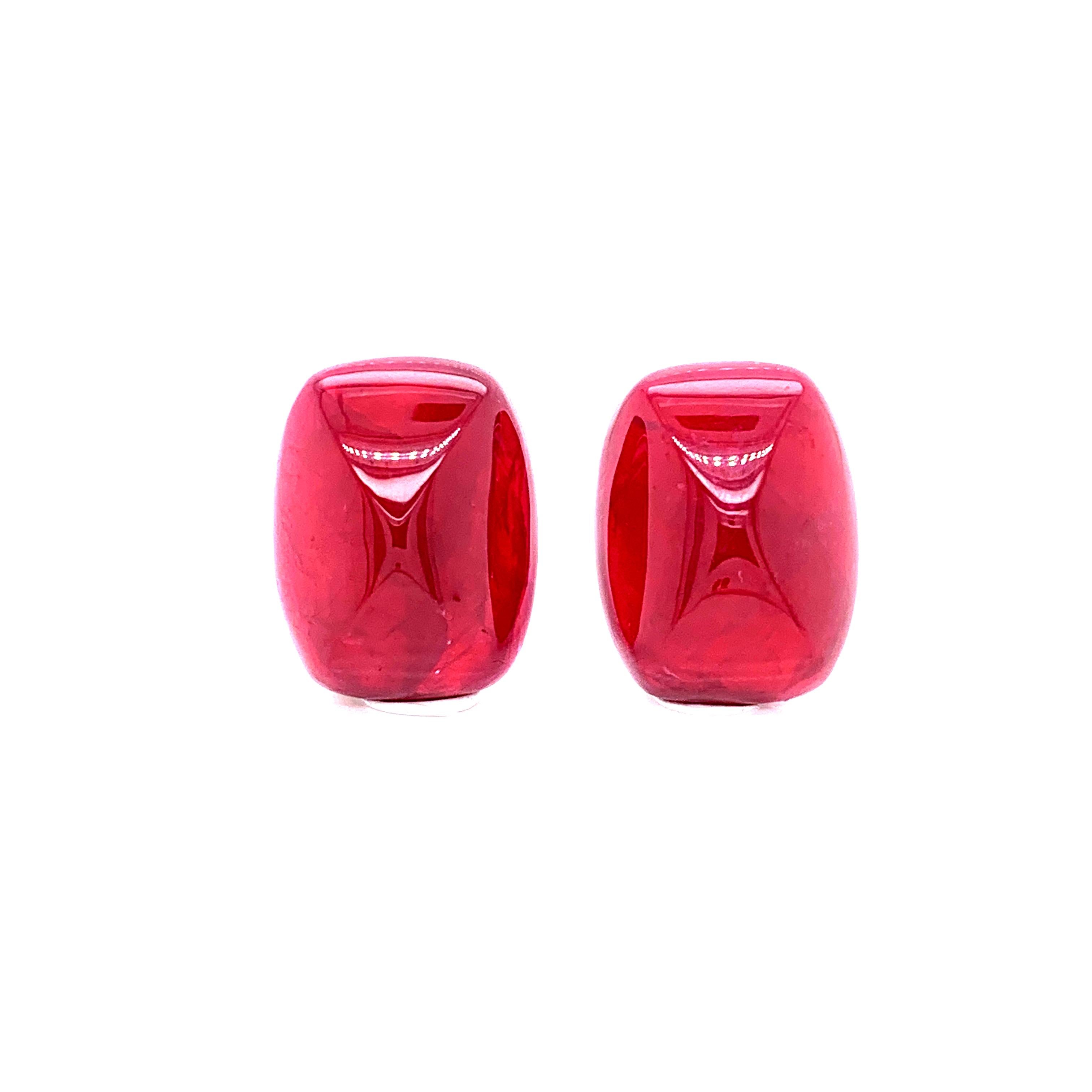 39,75 Karat No Heat Vivid Red Ruby Sugarloaf Paar 1