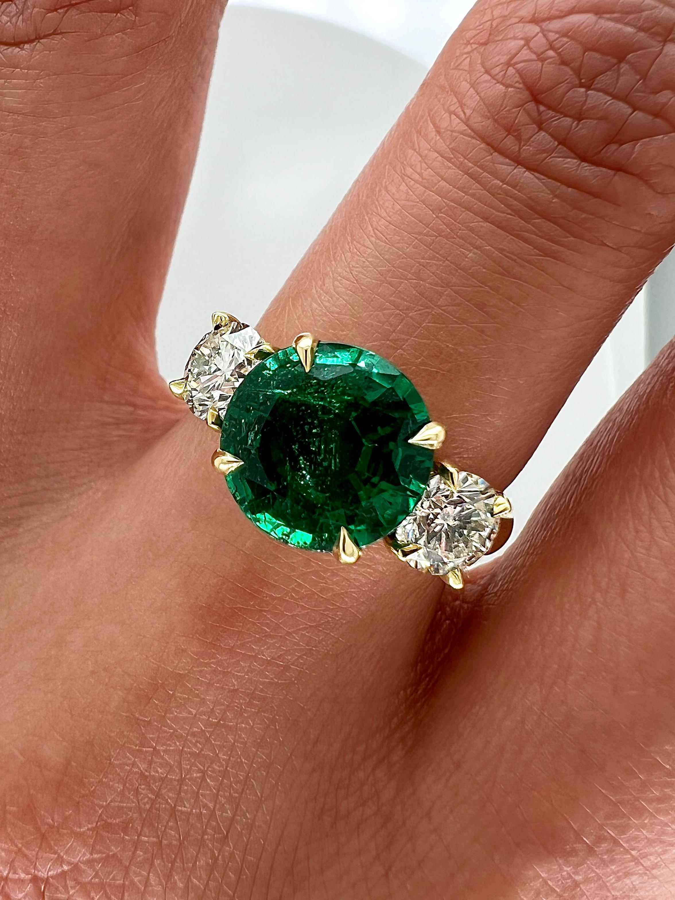 Women's or Men's 3.97 Total Carat Emerald and Diamond Three Stone Ladies Ring GIA For Sale