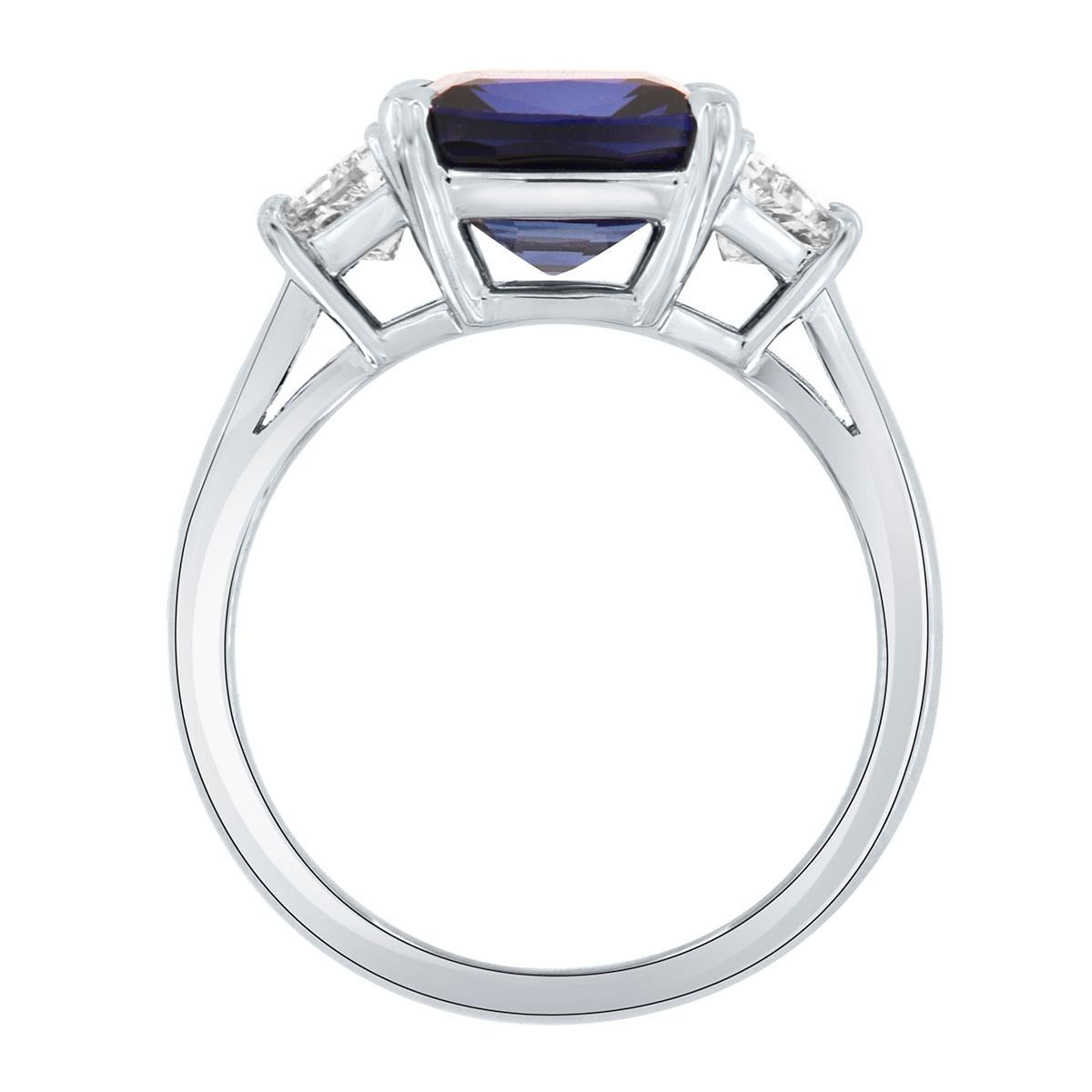 3,98 Karat Asscher-Schliff Lab Grown Blue Color Trapez Lab Grown Diamantring 1