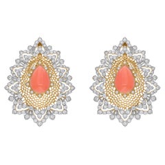 Pendientes de diamantes SI/H de 3,98 quilates con gema de coral y 1,62 quilates de oro blanco de 18 quilates