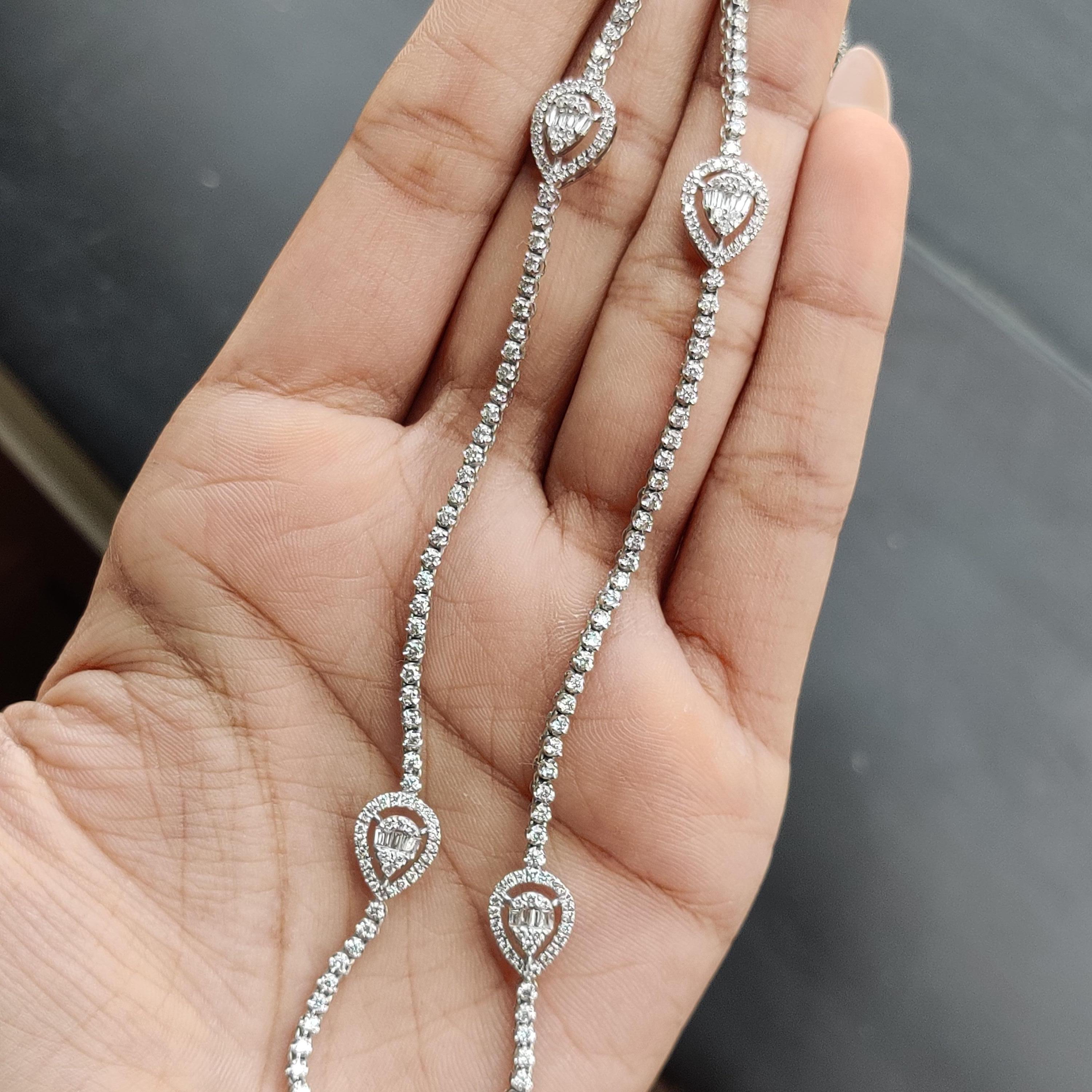 3.98 Ct Teardrop Diamonds studded 18K White Gold Necklace For Sale 2