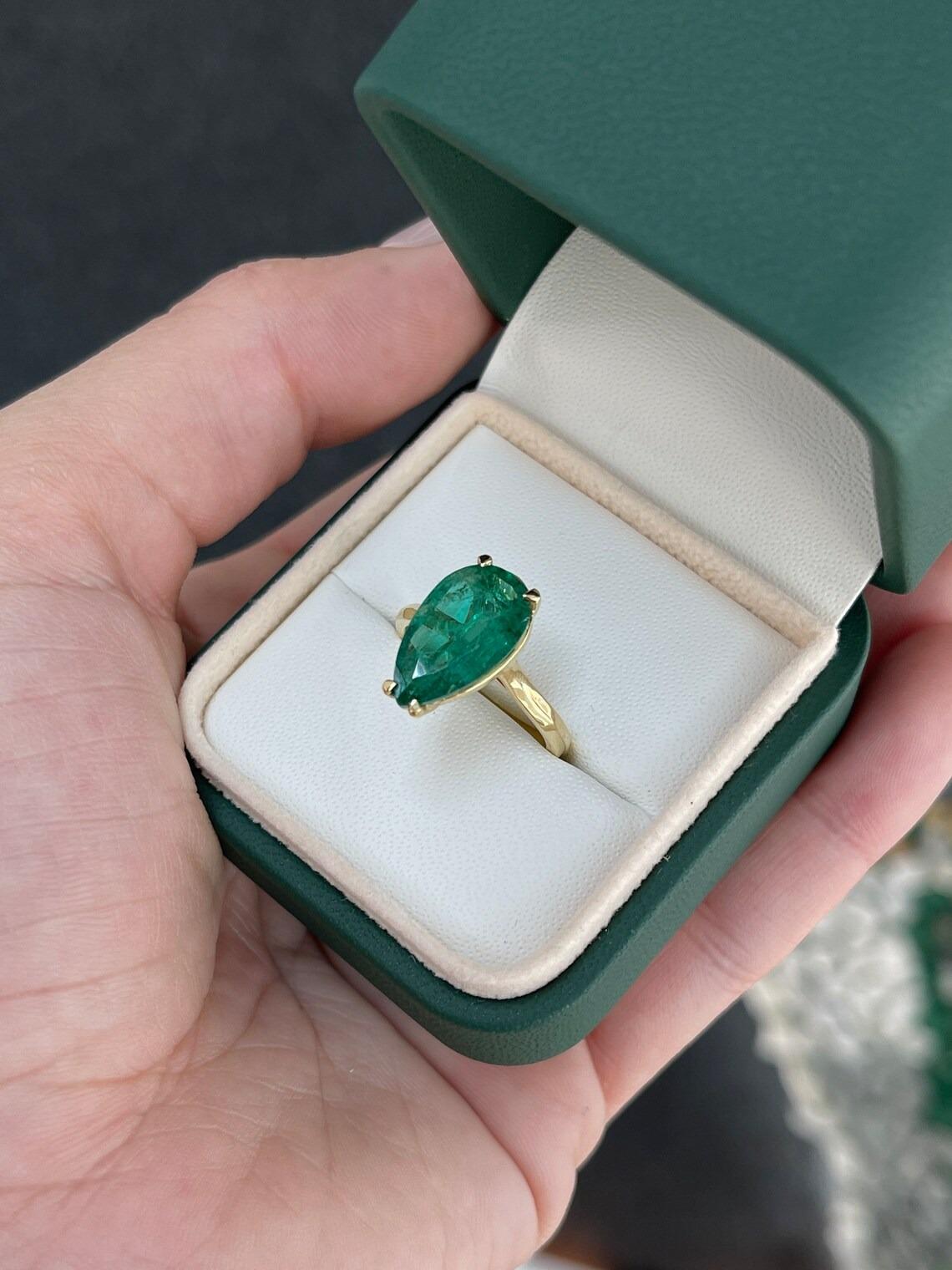 3.98ct 18K AAA Fine Quality Pear Cut Zambian Emerald Solitaire 4 Prong Set Ring In New Condition For Sale In Jupiter, FL
