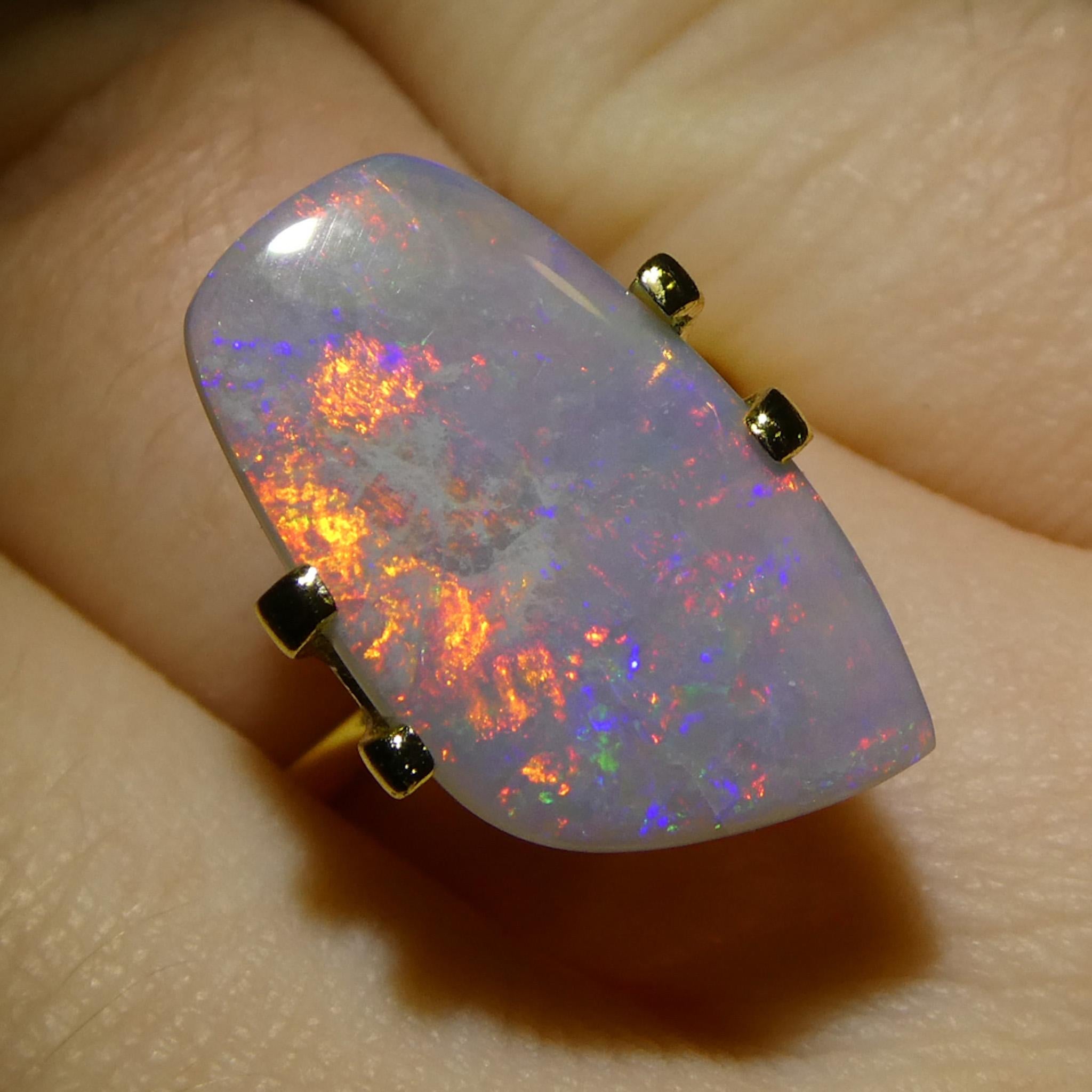 Cabochon 3,98ct Opale grigio cabochon a forma libera dall'Australia in vendita