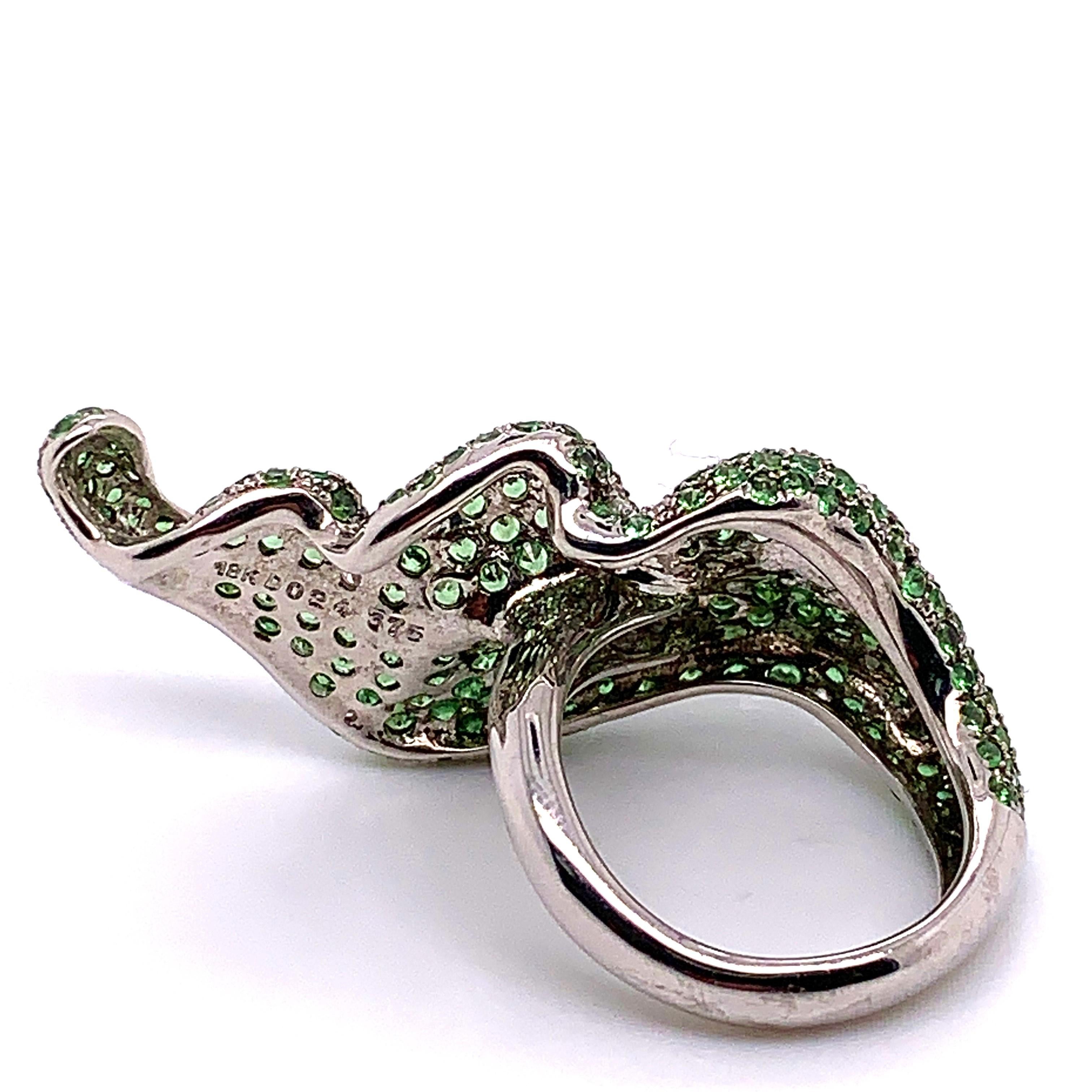 3.99 Carat Green Tsavorite and White Diamond Leaf Ring 3
