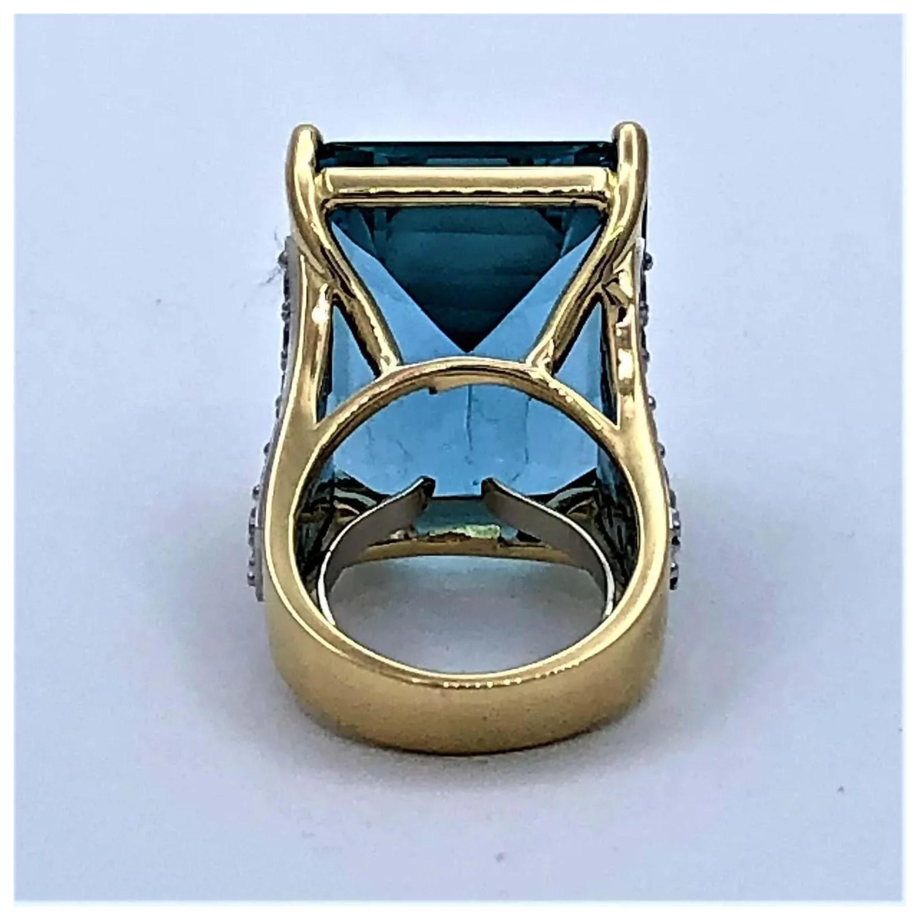 For Sale:  3.99 Carat Natural Emerald Cut Aquamarine Diamond Engagement Ring Cocktail Ring 4