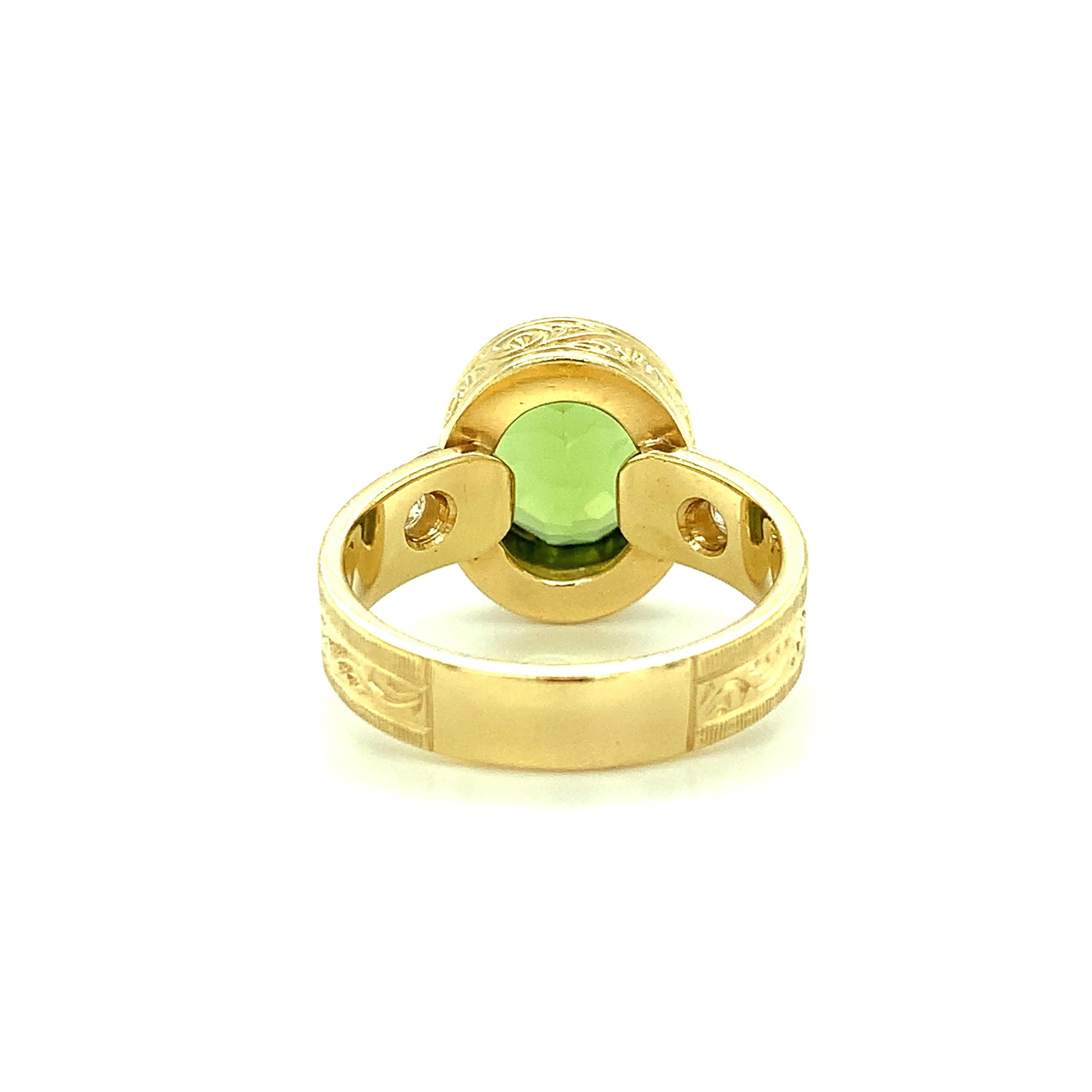Oval Cut Peridot and Diamond Handmade Yellow Gold Engraved Bezel Band Ring, 3.99 Carats For Sale