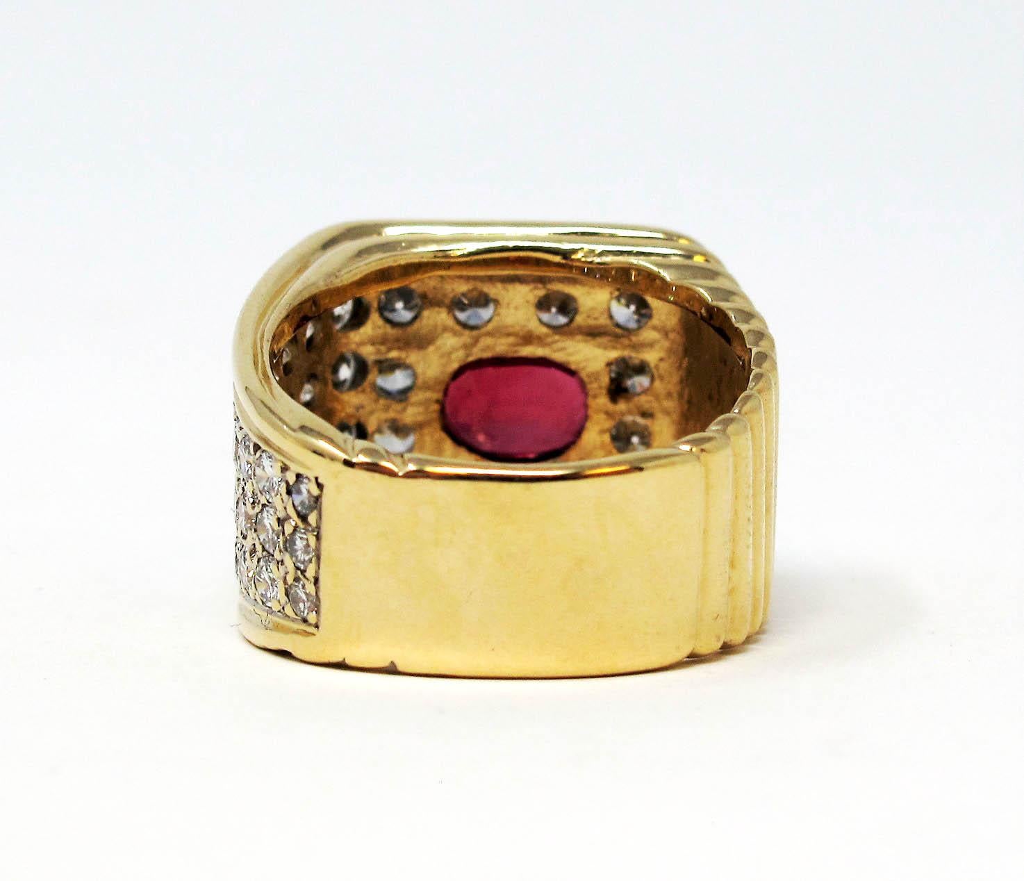 Contemporary 3.99 Carat Total Oval Ruby and Pave Diamond Square Band Ring 14 Karat Gold For Sale