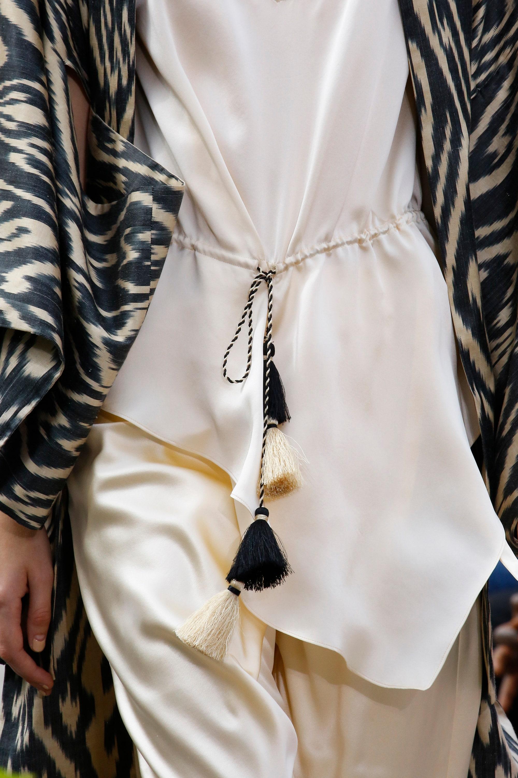 $3990 Neu mit Etiketten Oscar De La Renta Kimono-Mantel aus Seide im Angebot 3