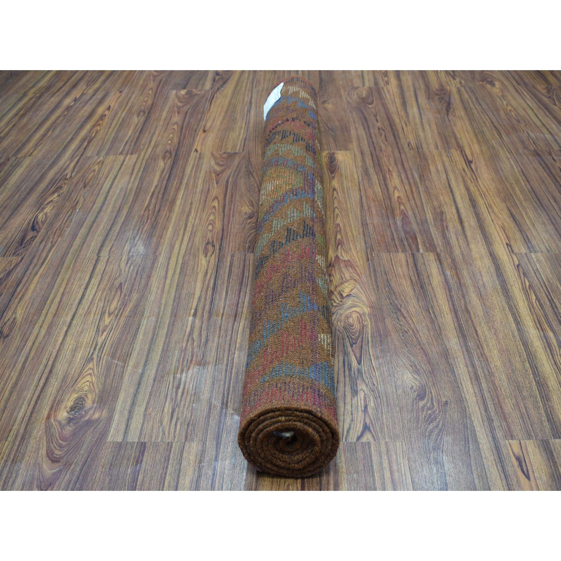 Noué à la main 3'9 