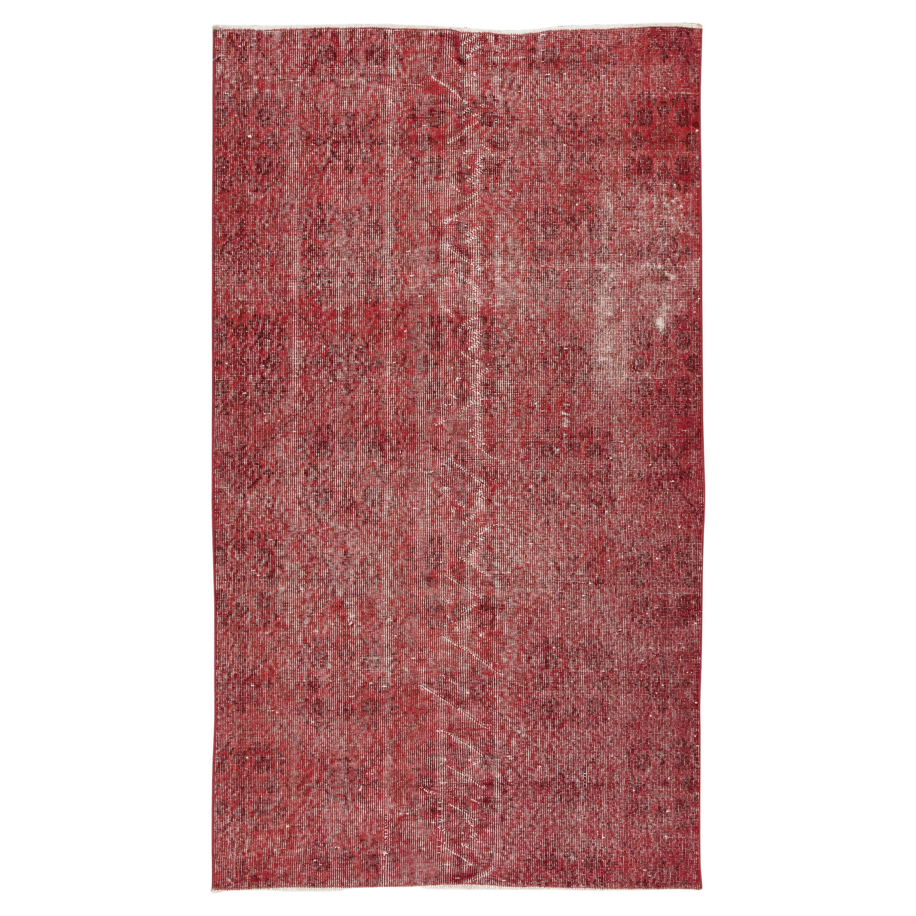 Alfombra roja teñida vintage hecha a mano de Anatolia Central