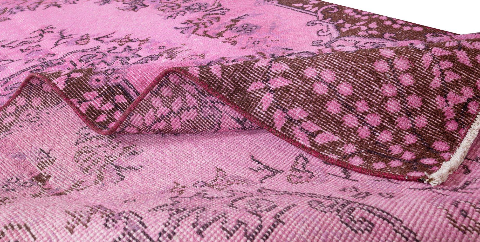 3.9x7.2 Ft Floral Medaillon Design Vintage Handgefertigter trkischer Teppich in Rosa Overdyed (Moderne) im Angebot