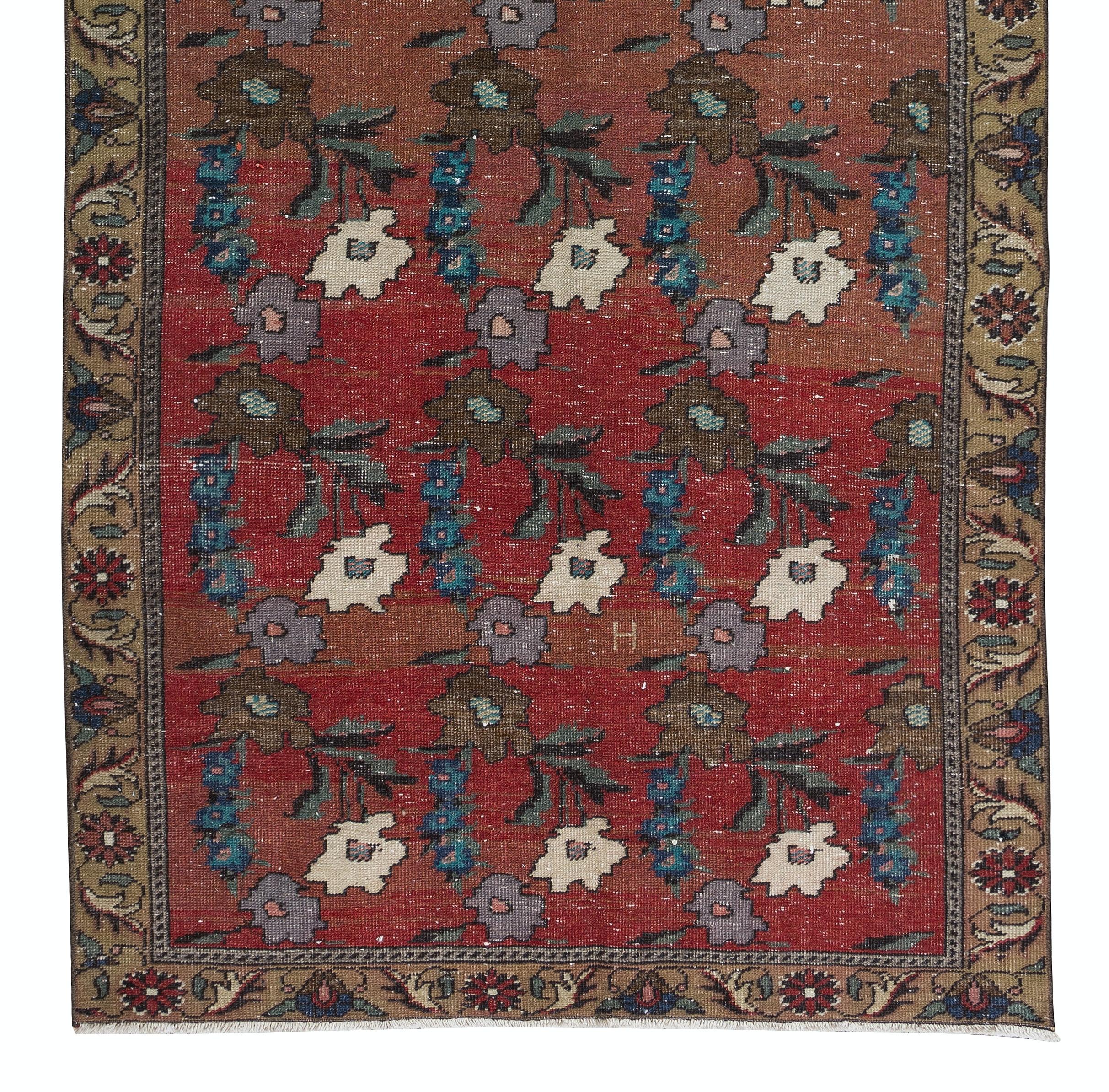 Hand-Woven 3.9x8.4 Ft Vintage Handmade Floral Patterned Turkish Rug in Red, Blue & Beige For Sale