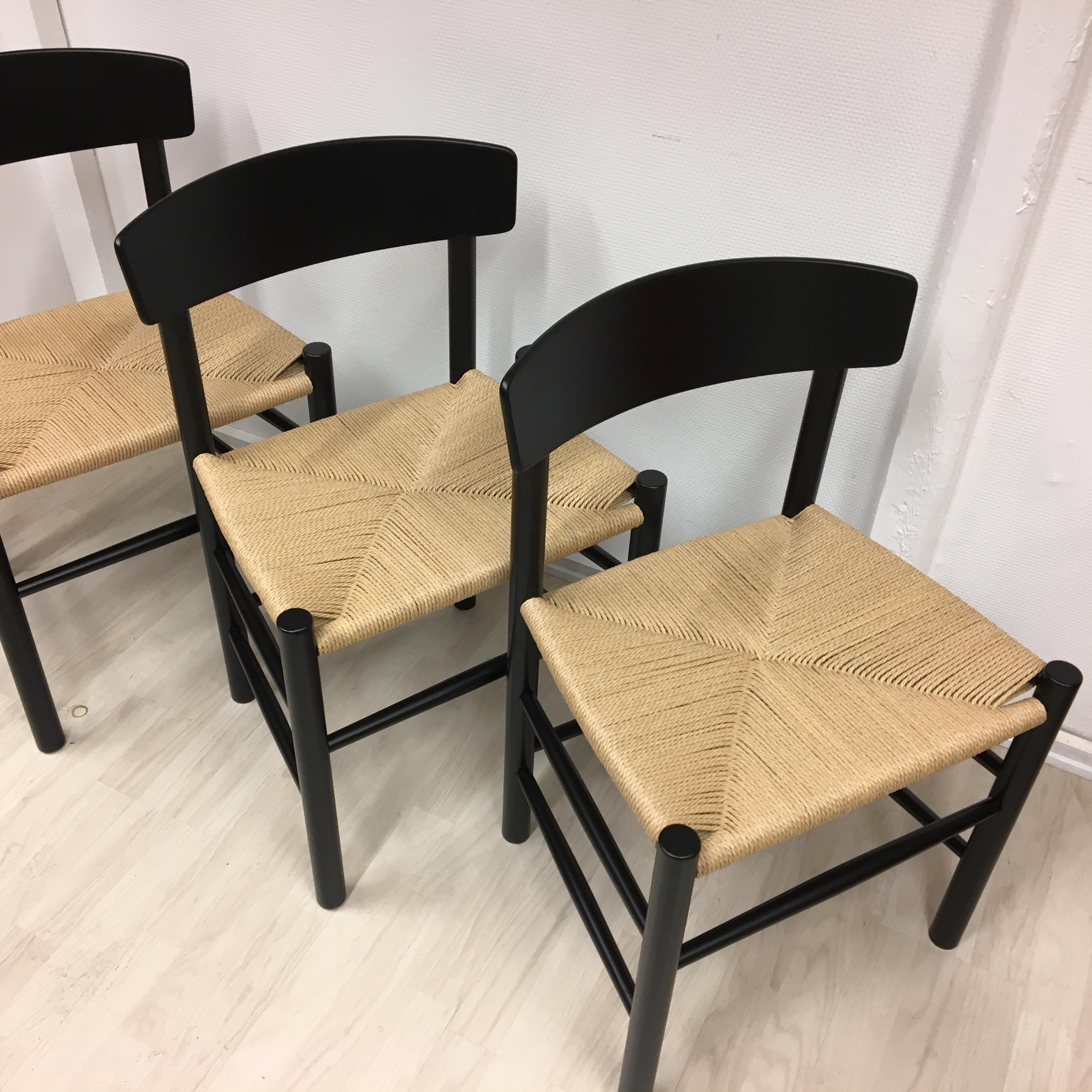 Papercord 3Børge Mogensen 'Folkestole' Dining Chairs J39 Black Lacquer with New Paper Cord