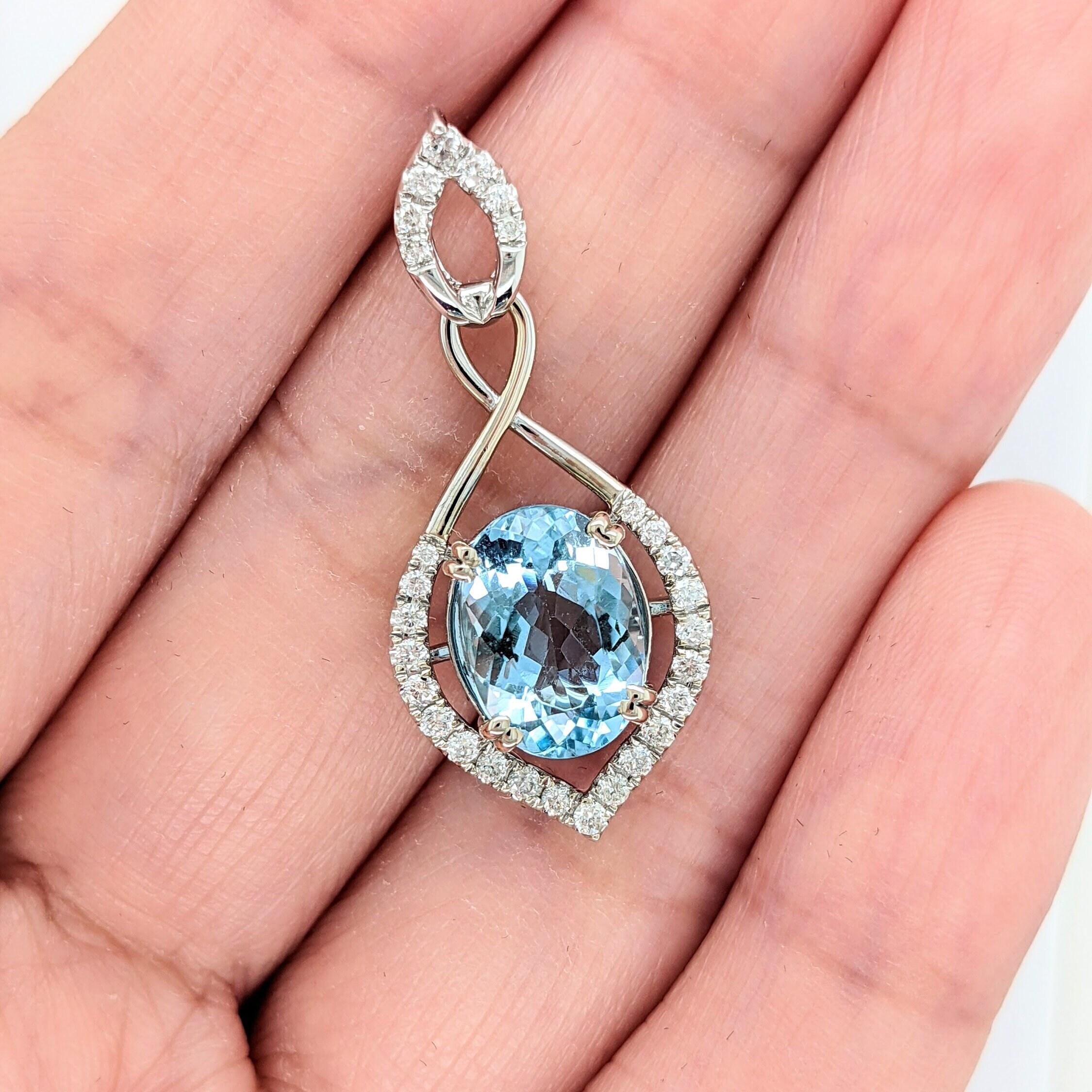 Modern 3ct Aquamarine Pendant w Natural Diamonds in Solid 14K White Gold Oval 11x9mm For Sale