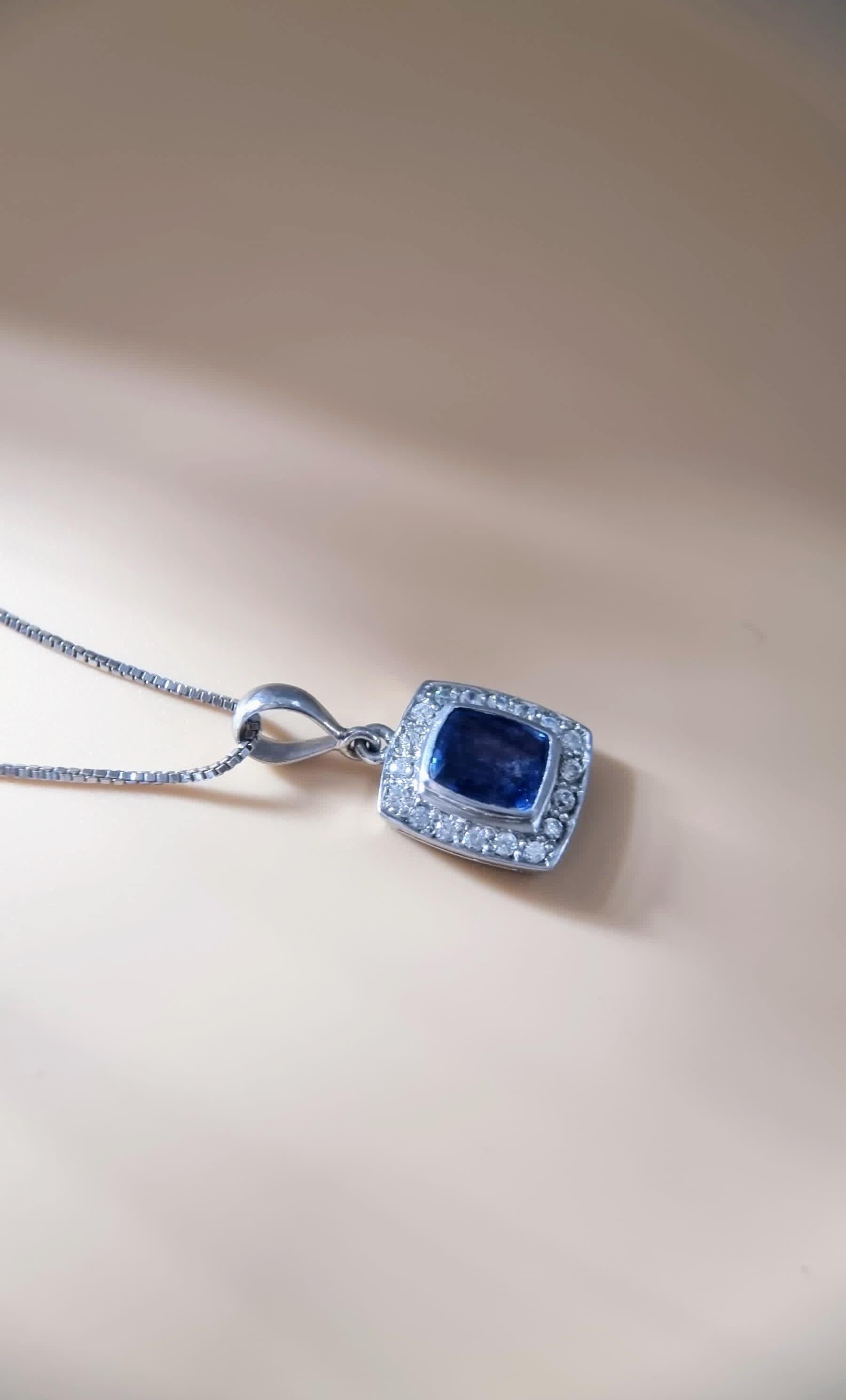 Women's 3ct Bezel Natural Blue Sapphire Pendant in Platinum-Coated Silver For Sale