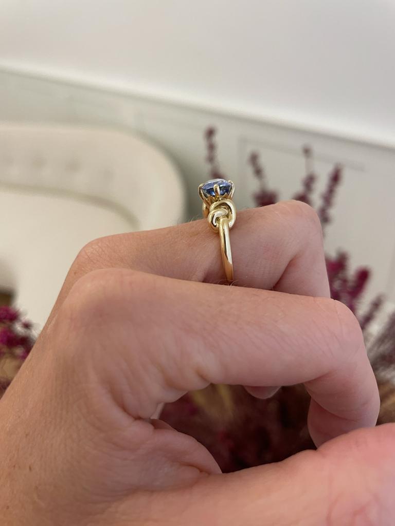 For Sale:  3ct Blue Ceylon Sapphire Cushion Cut Forget Me Knot Ring in 18ct Yellow Gold 10