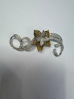 3ct Champagne Diamond brooch 14Kt gold