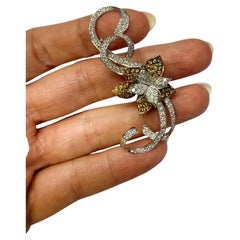 3ct Champagne Diamond brooch 14Kt gold
