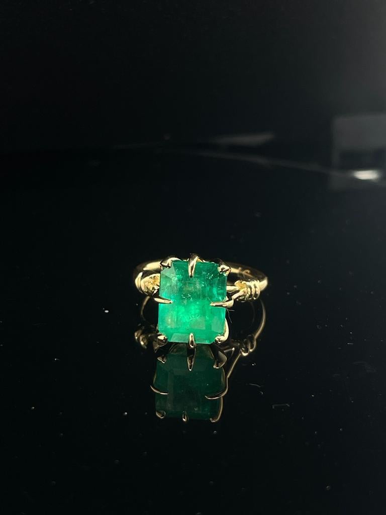For Sale:  3ct Columbian Emerald Solitaire Ring in 18ct Yellow Gold and Diamond 19