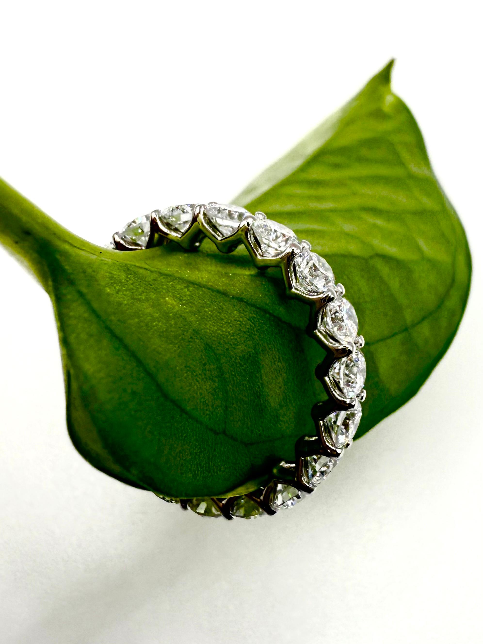 Alliance d'éternité en diamant 3ct Or 18KT Neuf - En vente à Boca Raton, FL