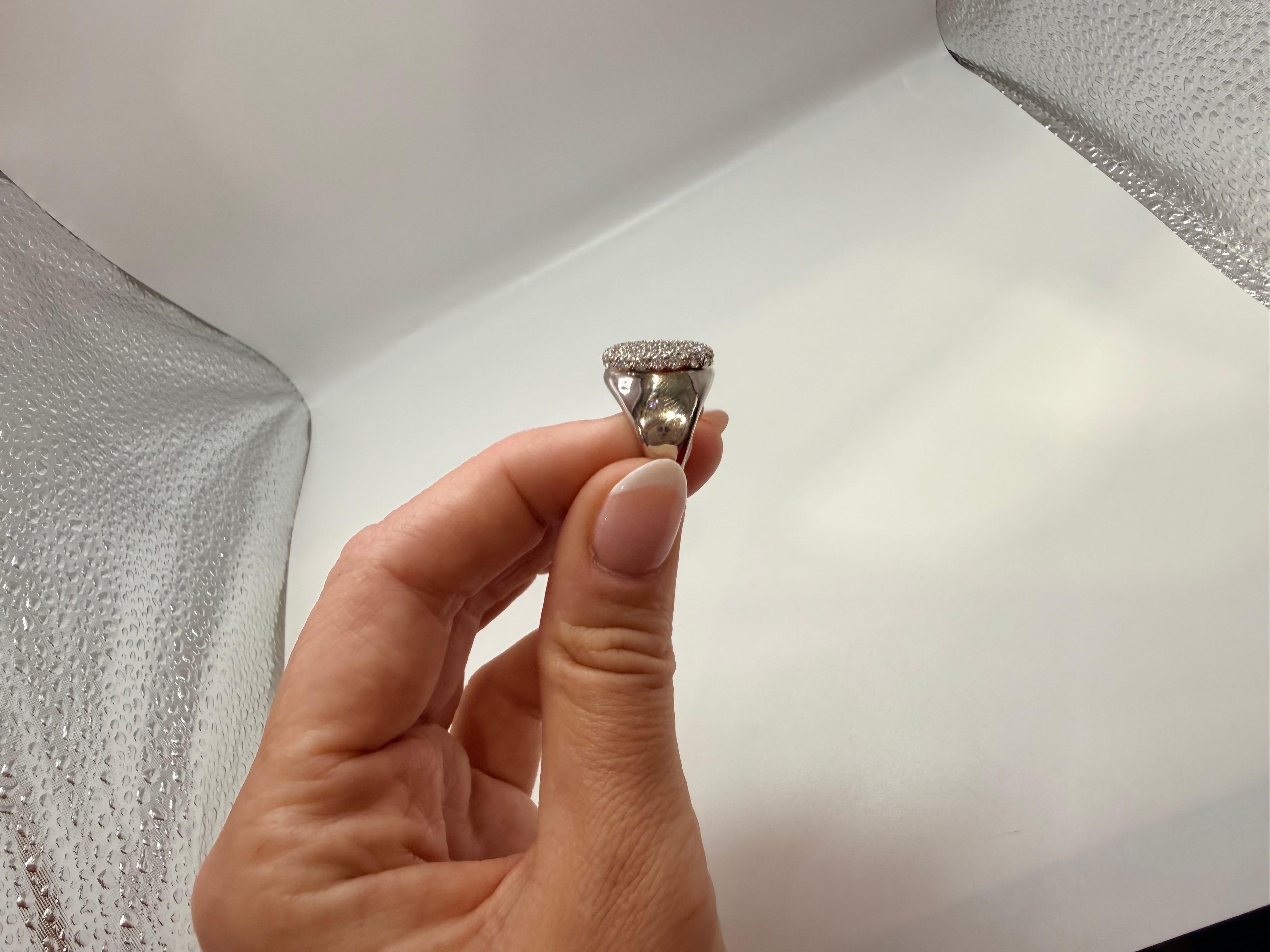 Femenino o masculino Anillo de diamantes 3ct Oro 18KT Diamantes engastados Pave en venta