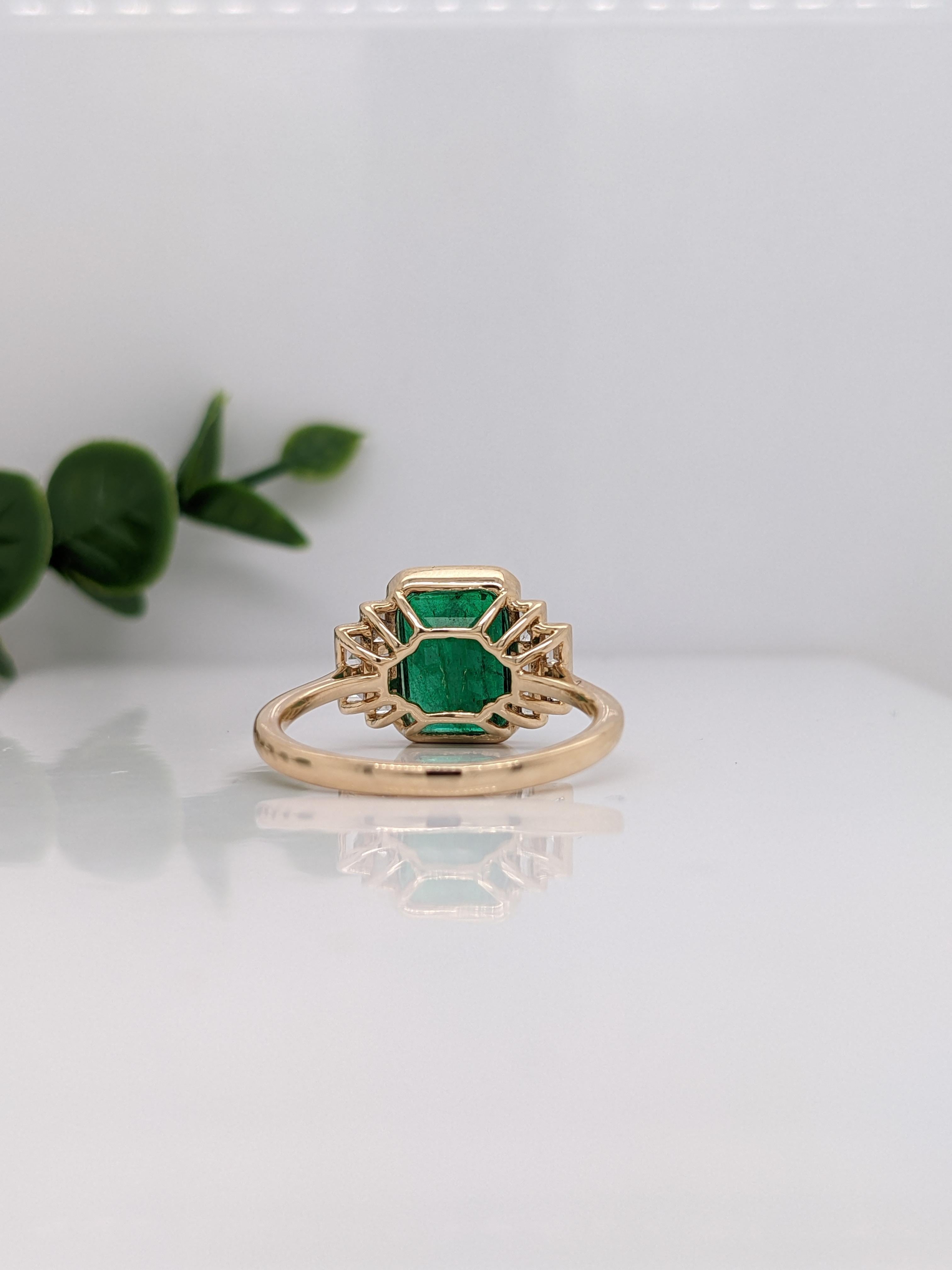 Modern 3ct Emerald Ring w Earth Mined Diamonds in Solid 14K Gold EM 10x7mm For Sale