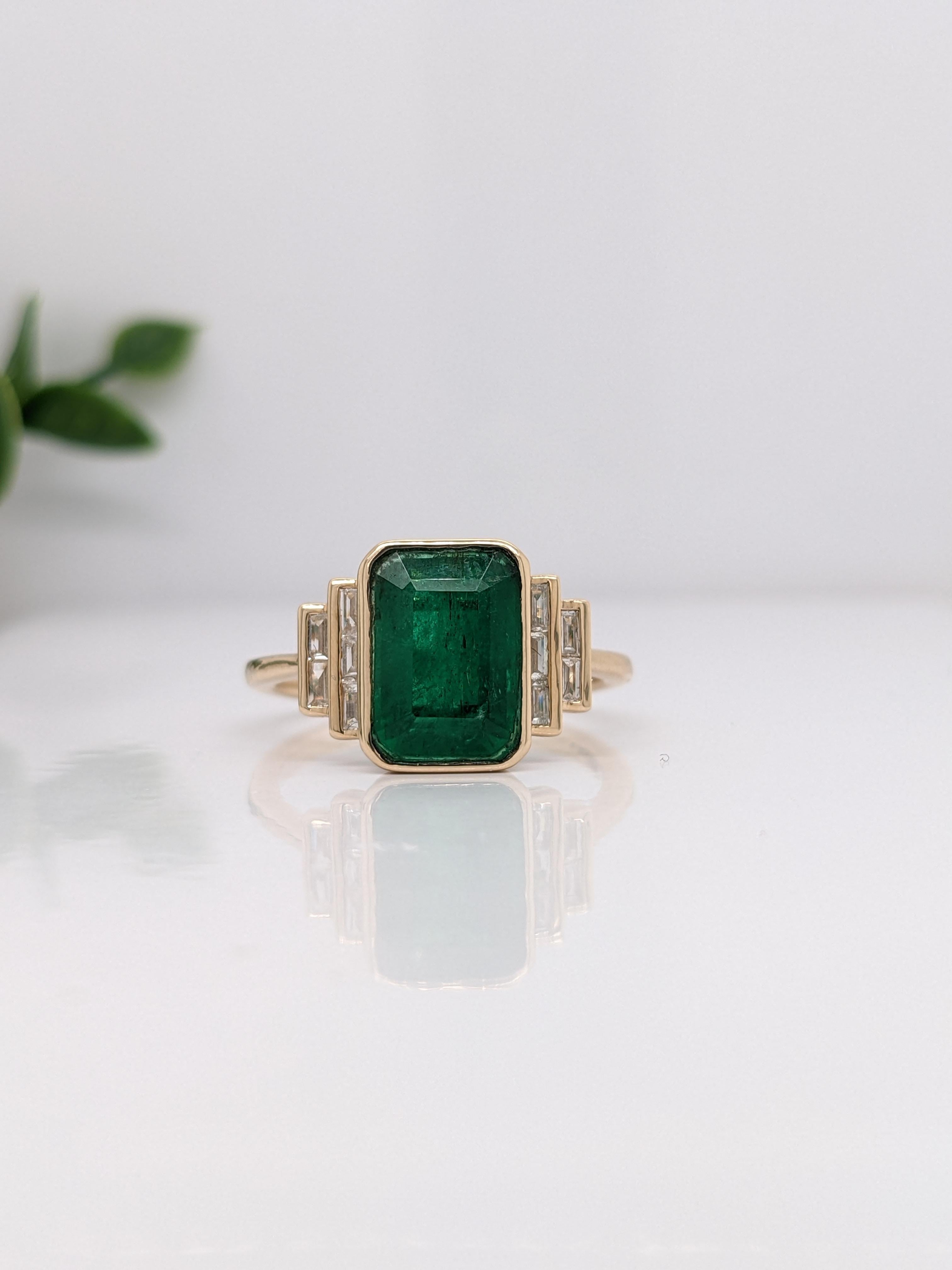 3ct Emerald Ring w Earth Mined Diamonds in Solid 14K Gold EM 10x7mm In New Condition For Sale In Columbus, OH