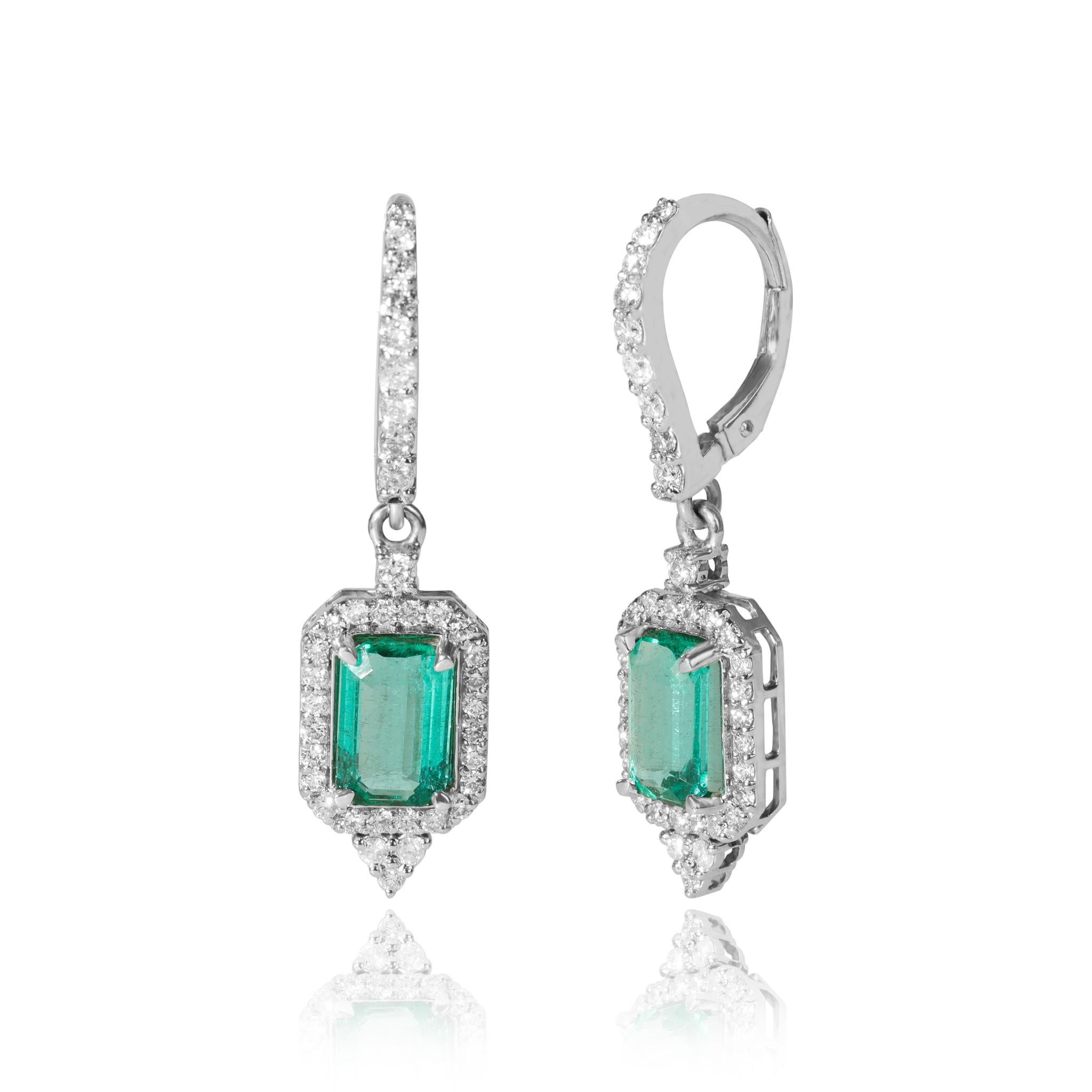 Emerald Cut 3ct Exceptional Natural Emerald Diamond Dangle Earrings, Halo Diamond 18k gold For Sale