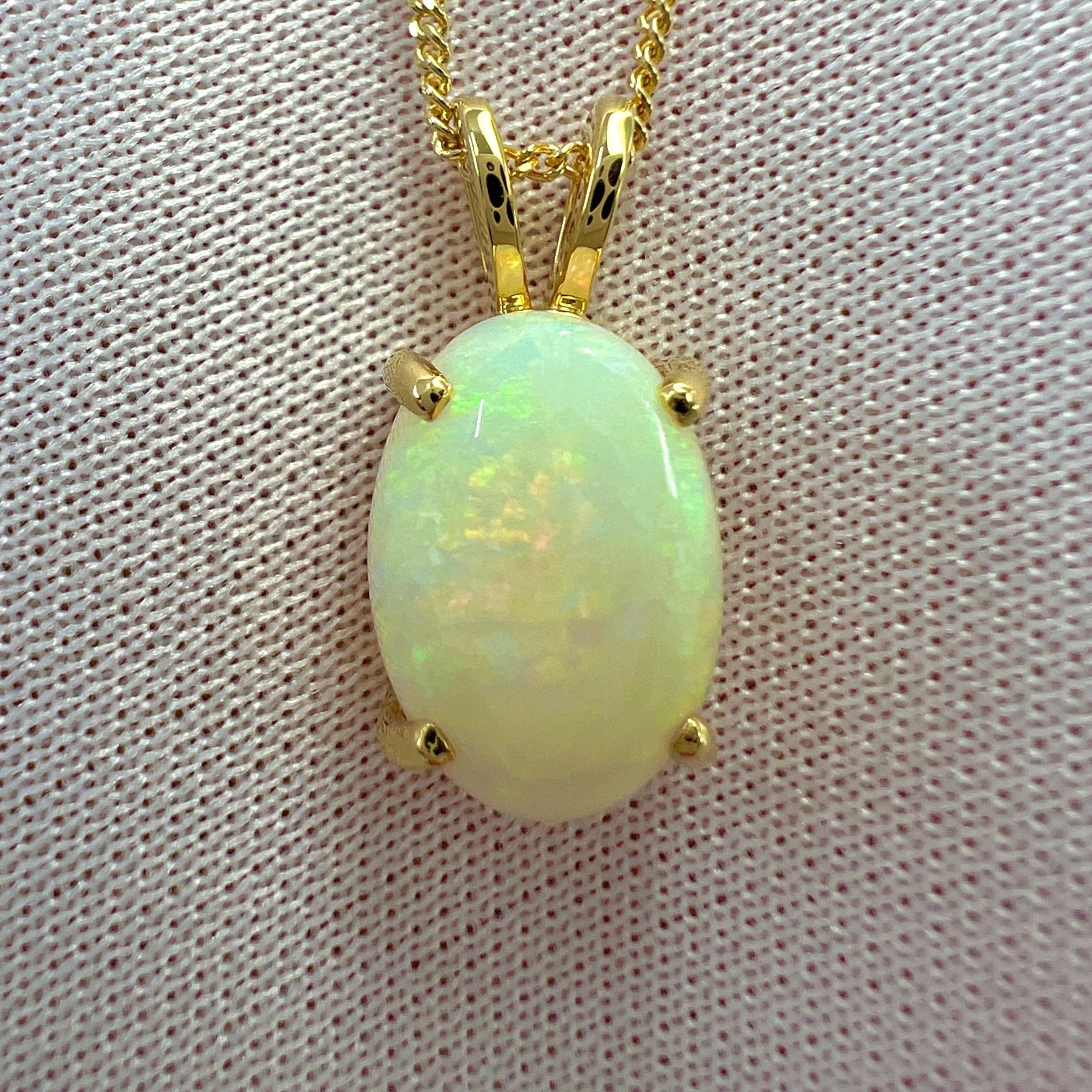 3ct Fine Australian White Opal Oval Cabochon 18k Yellow Gold Pendant Necklace In New Condition For Sale In Birmingham, GB