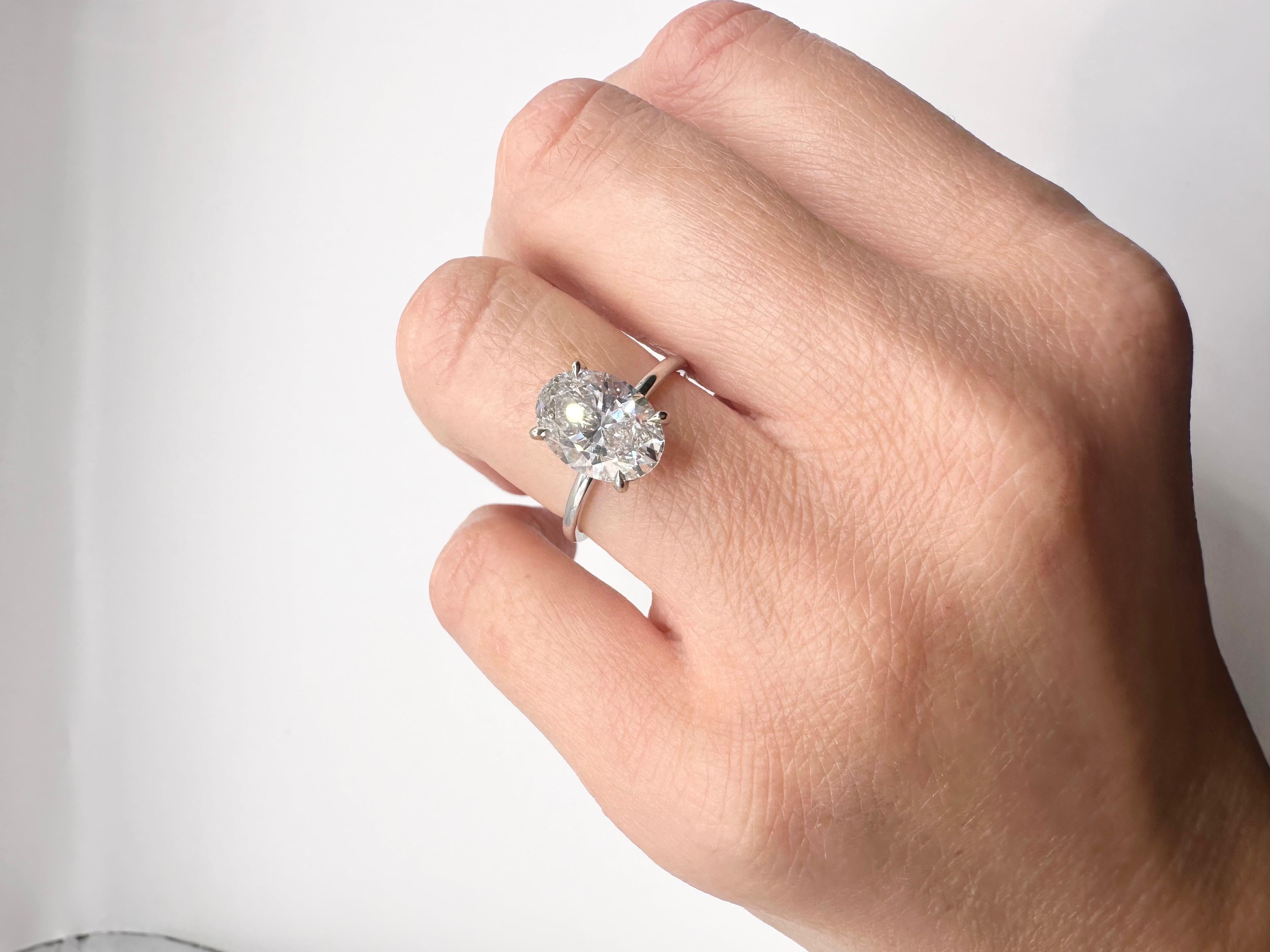 3ct Moissanite solitaire 18KT white gold For Sale 4