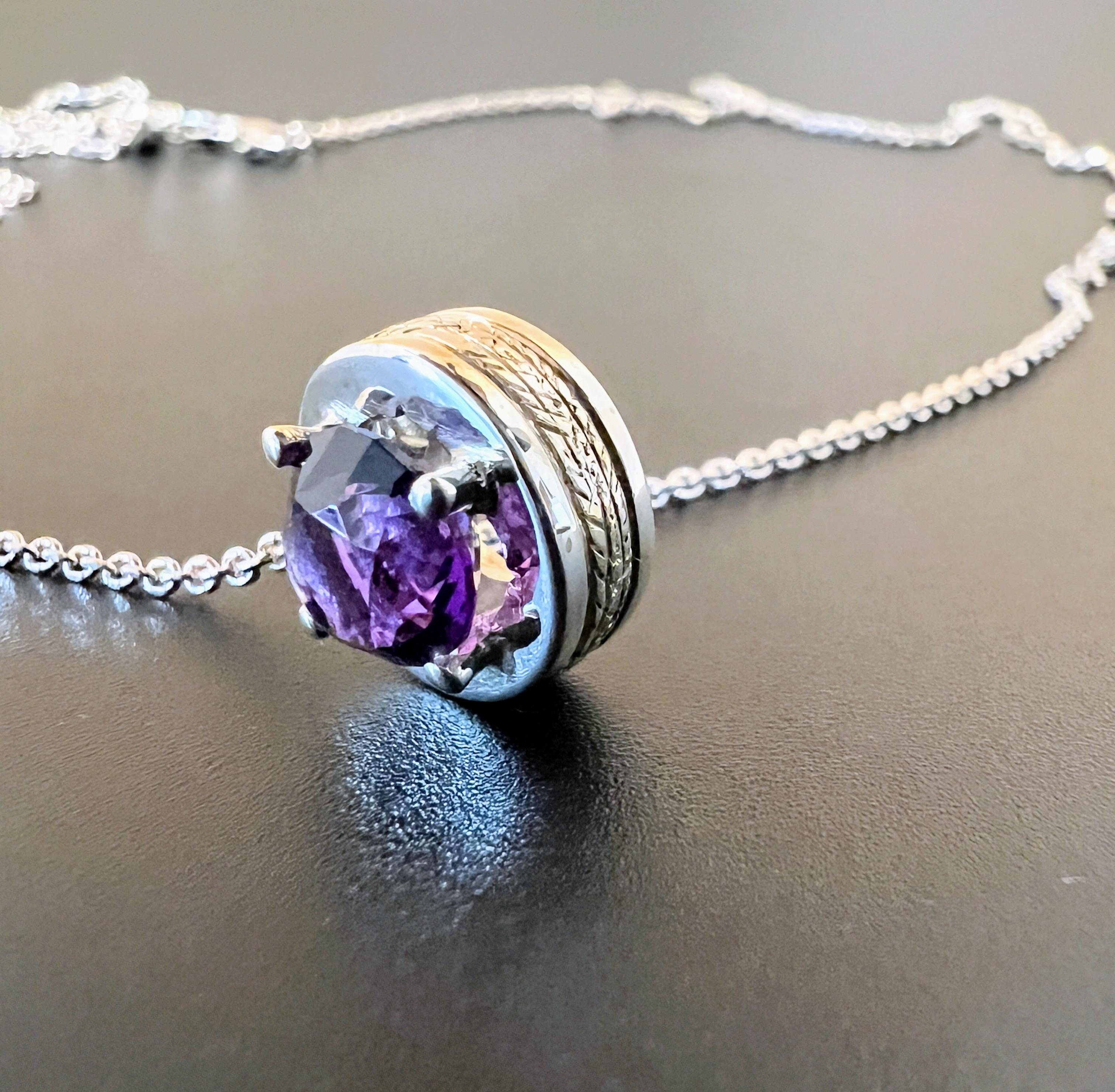 Ciondolo per collana di ametista tonda naturale A. Silver in vendita 2