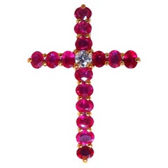 Pendentif en forme de croix en rubis naturel de 3 carats et diamants 18 carats