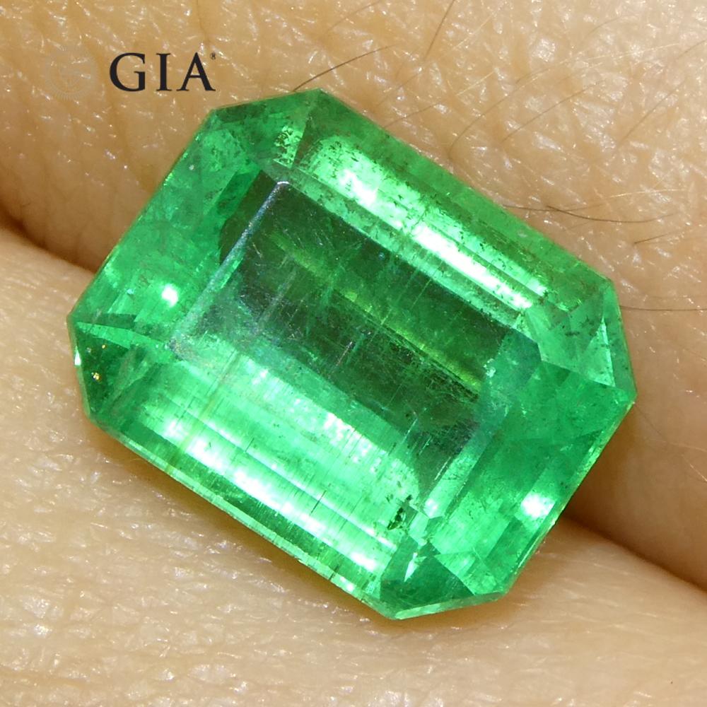 3ct Octagonal/Emerald Cut Green Emerald GIA Certified Zambia Untreated For Sale 8