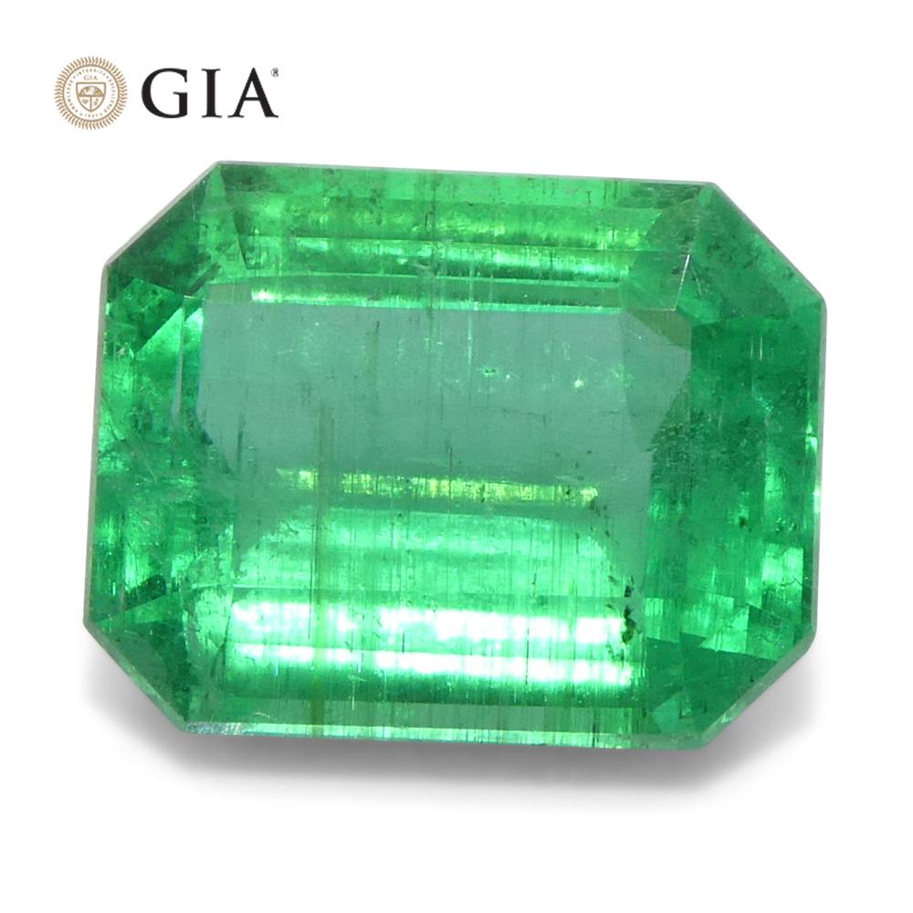 3ct Octagonal/Emerald Cut Green Emerald GIA Certified Zambia Untreated In New Condition For Sale In Toronto, Ontario