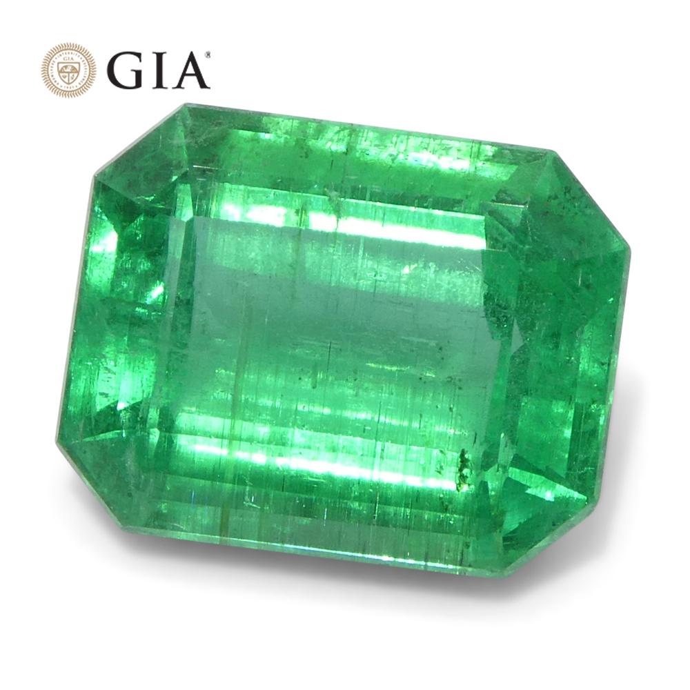 Women's or Men's 3ct Octagonal/Emerald Cut Green Emerald GIA Certified Zambia Untreated For Sale
