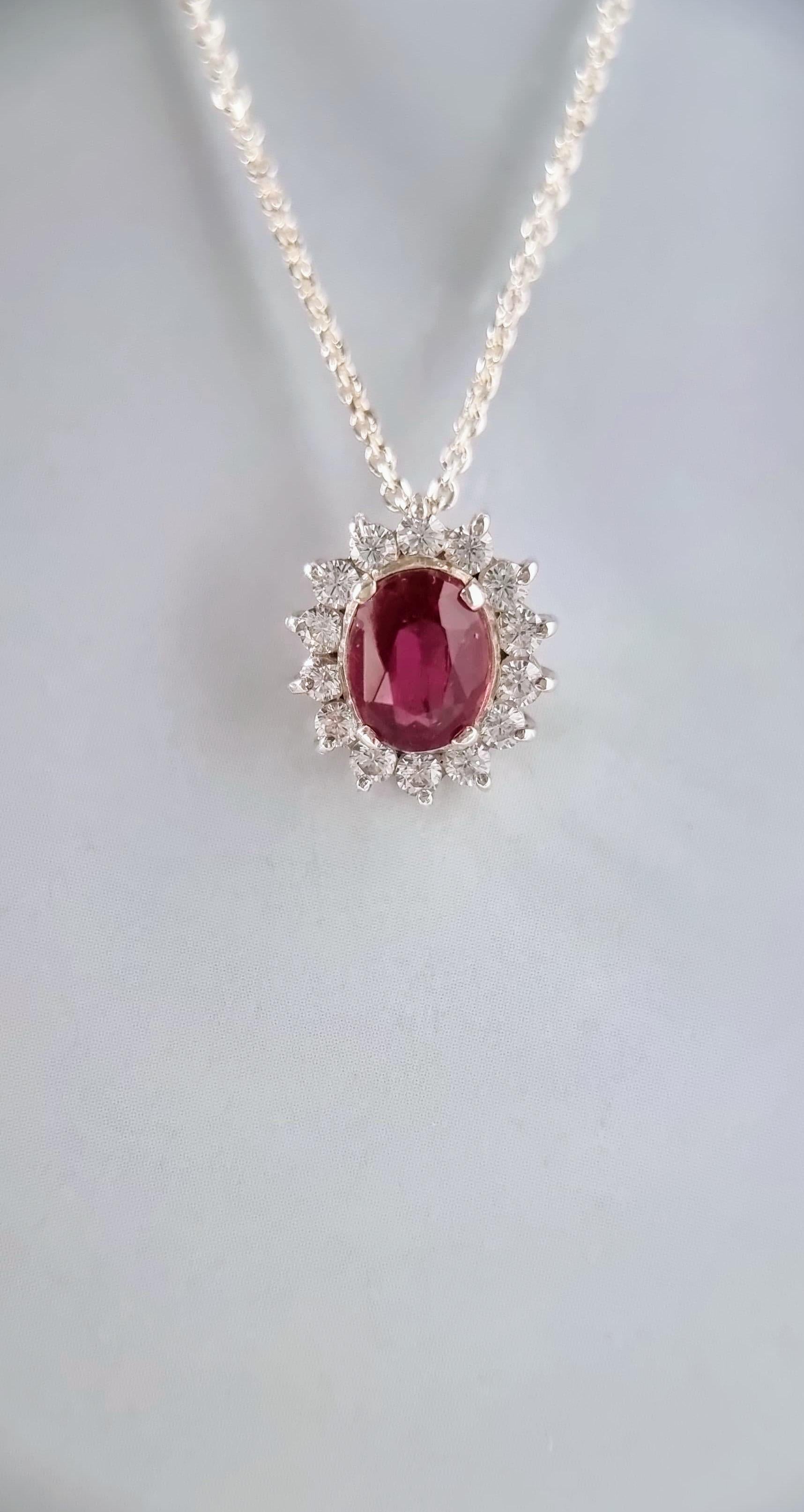 3ct Oval Cut Natural Deep Pink Tourmaline Pendant For Sale 9