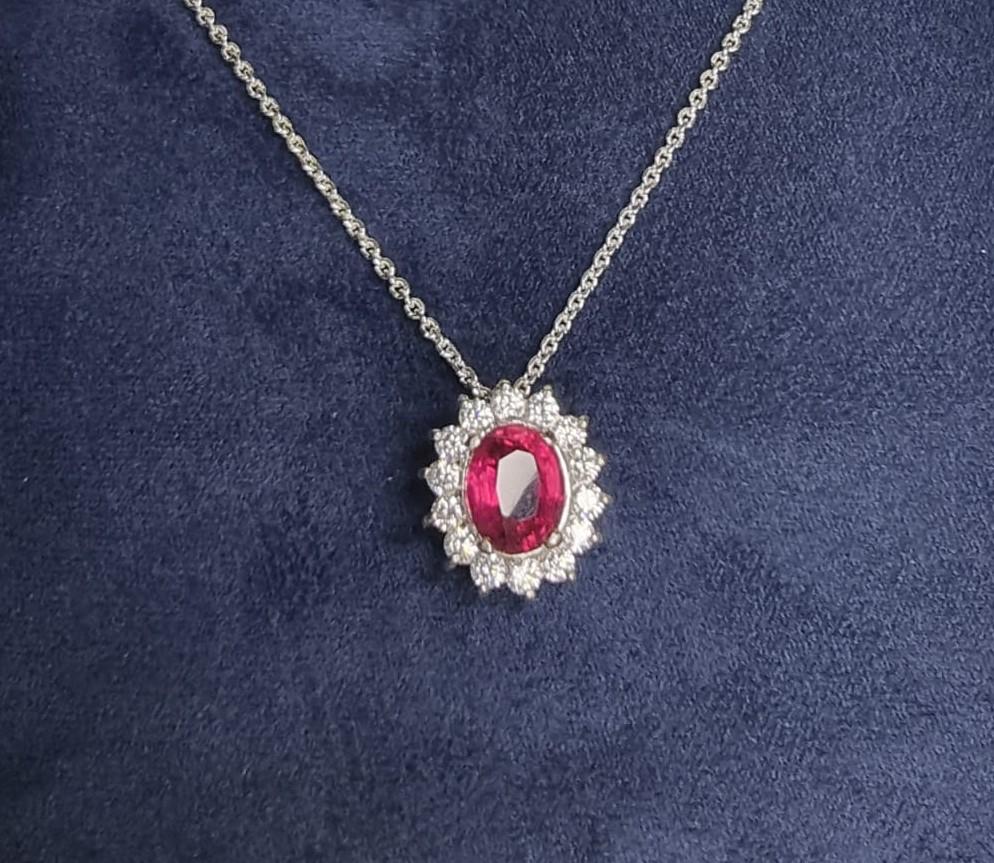 Contemporary 3ct Oval Cut Natural Deep Pink Tourmaline Pendant For Sale
