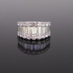 3ct Pave Baguette and Brilliant Cut Diamonds Ring, 18kt White Gold