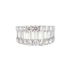 3ct Pave Baguette and Brilliant Cut Diamonds Ring, 18kt White Gold