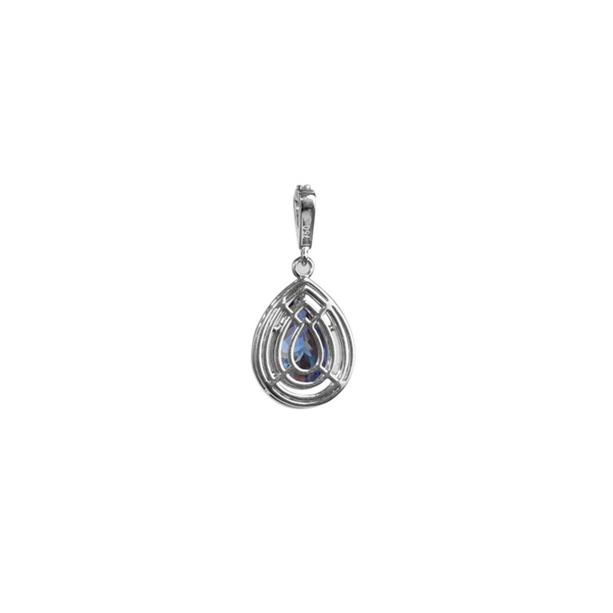 Colgante de tanzanita talla pera y diamante de 3 quilates en venta 1