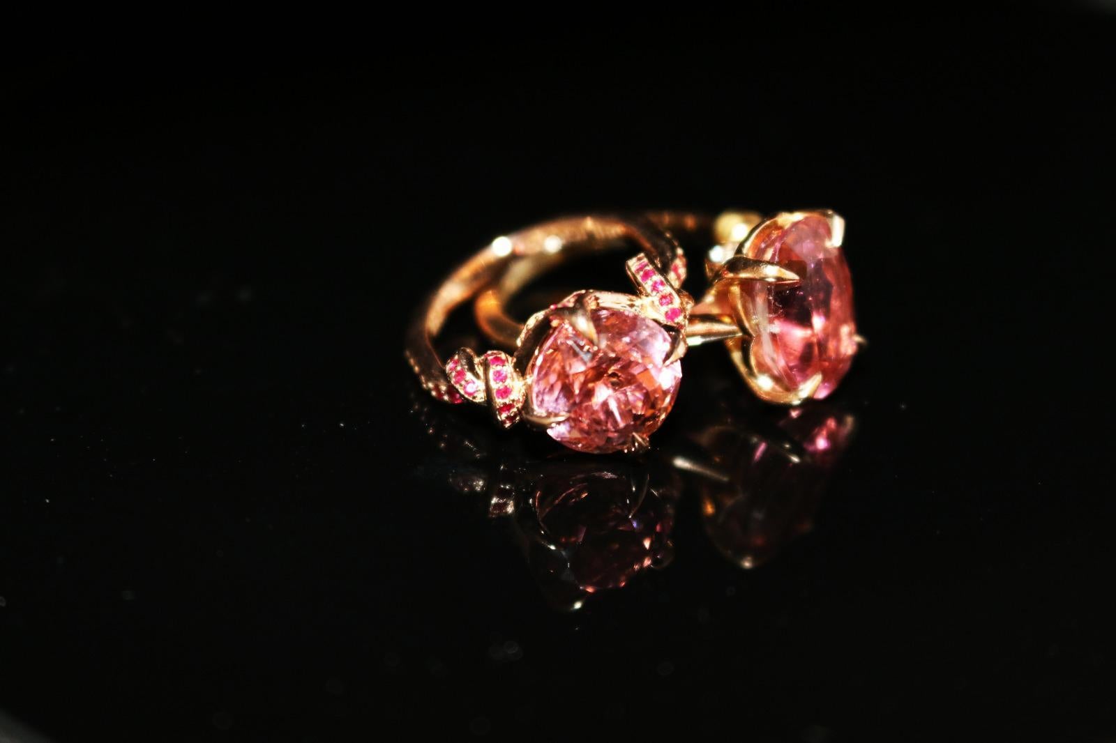 For Sale:  3ct Pink Tourmaline and Ruby Ring Solitaire Ring 18ct Rose Gold 18