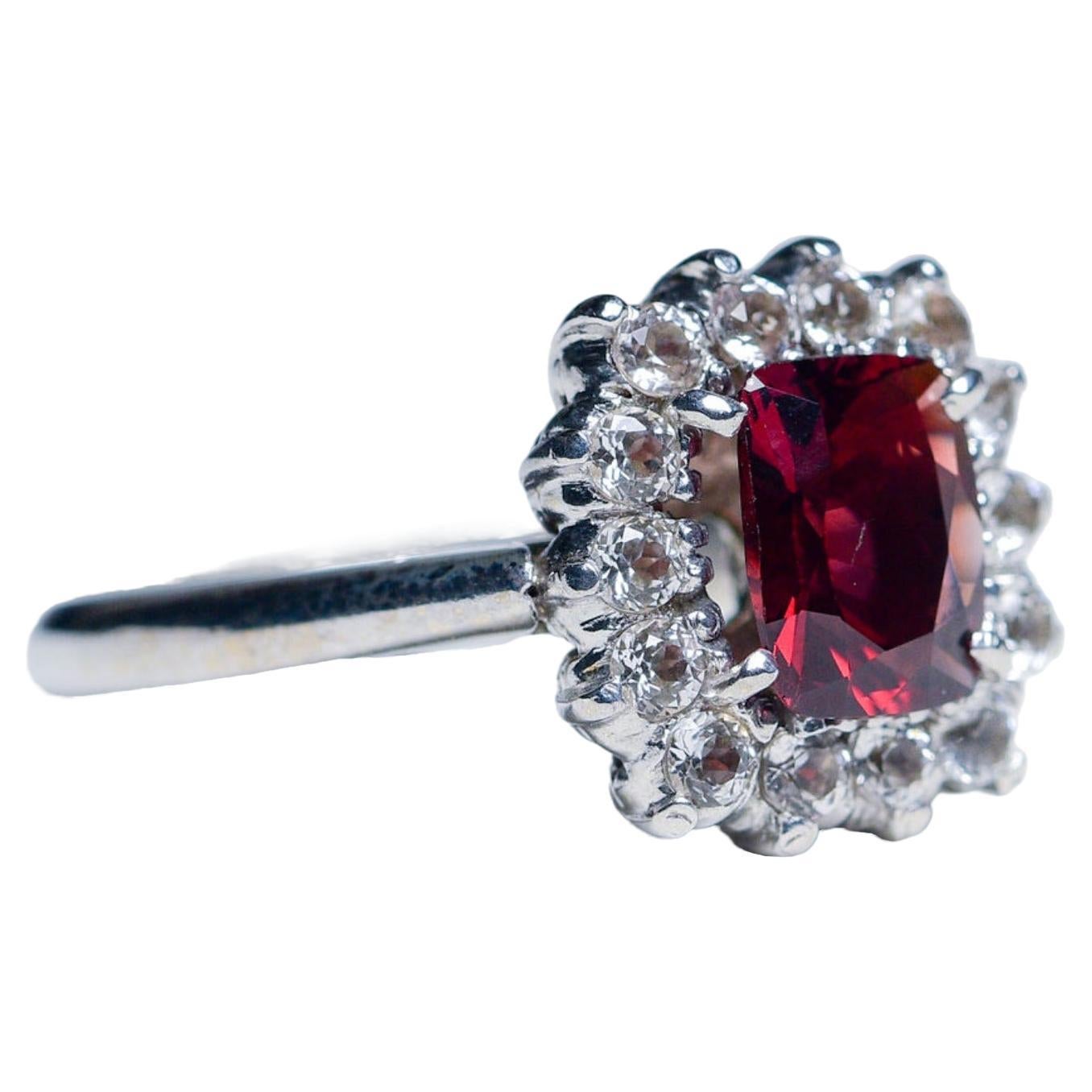 Anello da cocktail con granato rosso 3ct a rettangolo in vendita 2